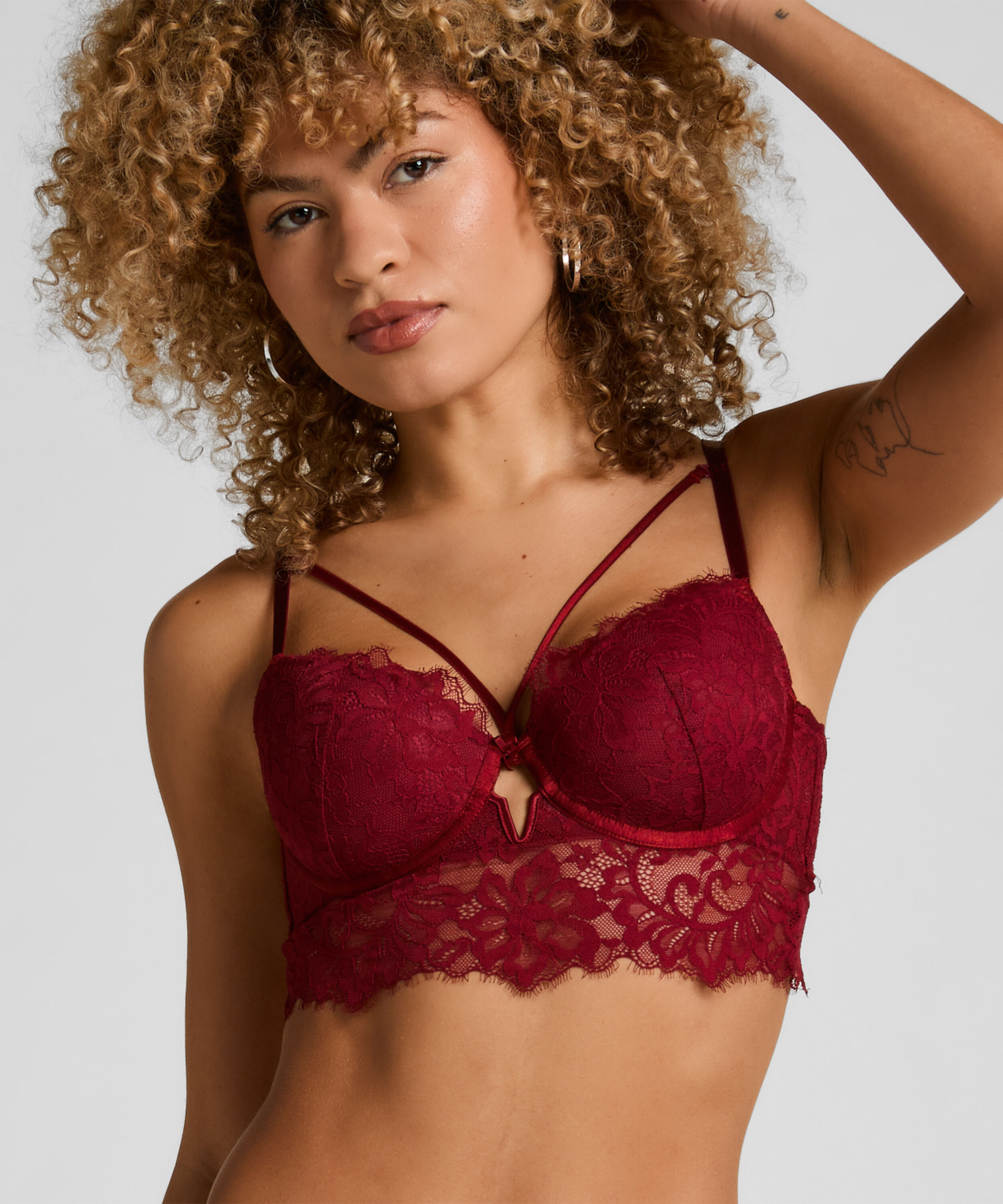 Soutien-gorge à armatures préformé longline Isabella