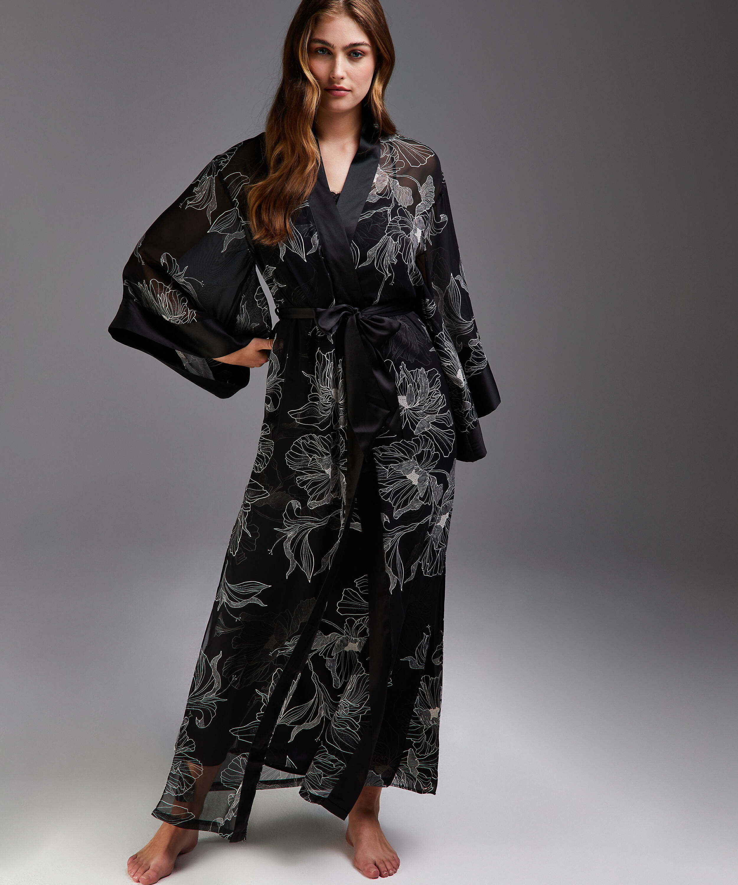 Kimono long chiffon lotus, Zwart