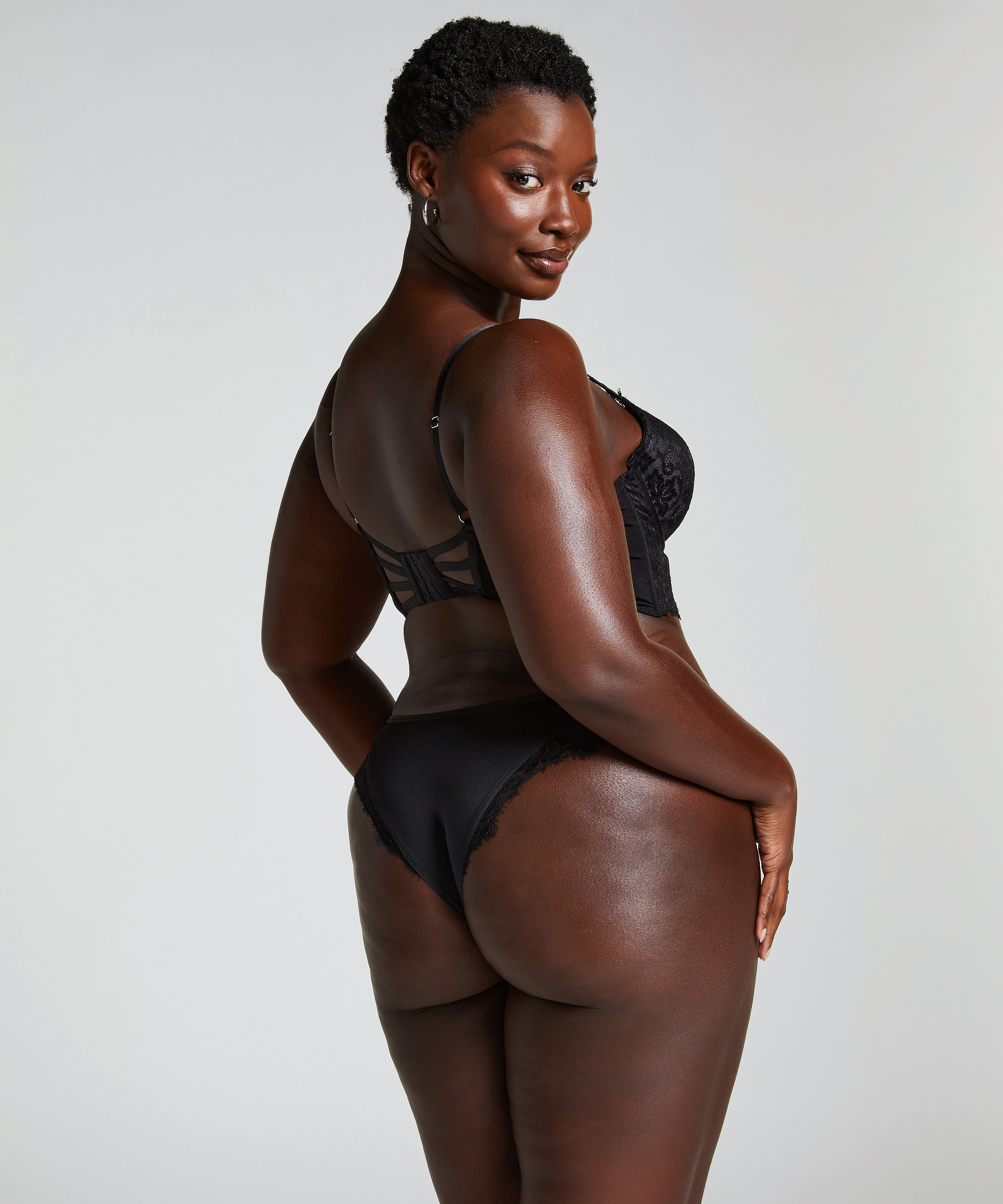 Slip brésilien Char, Noir, main