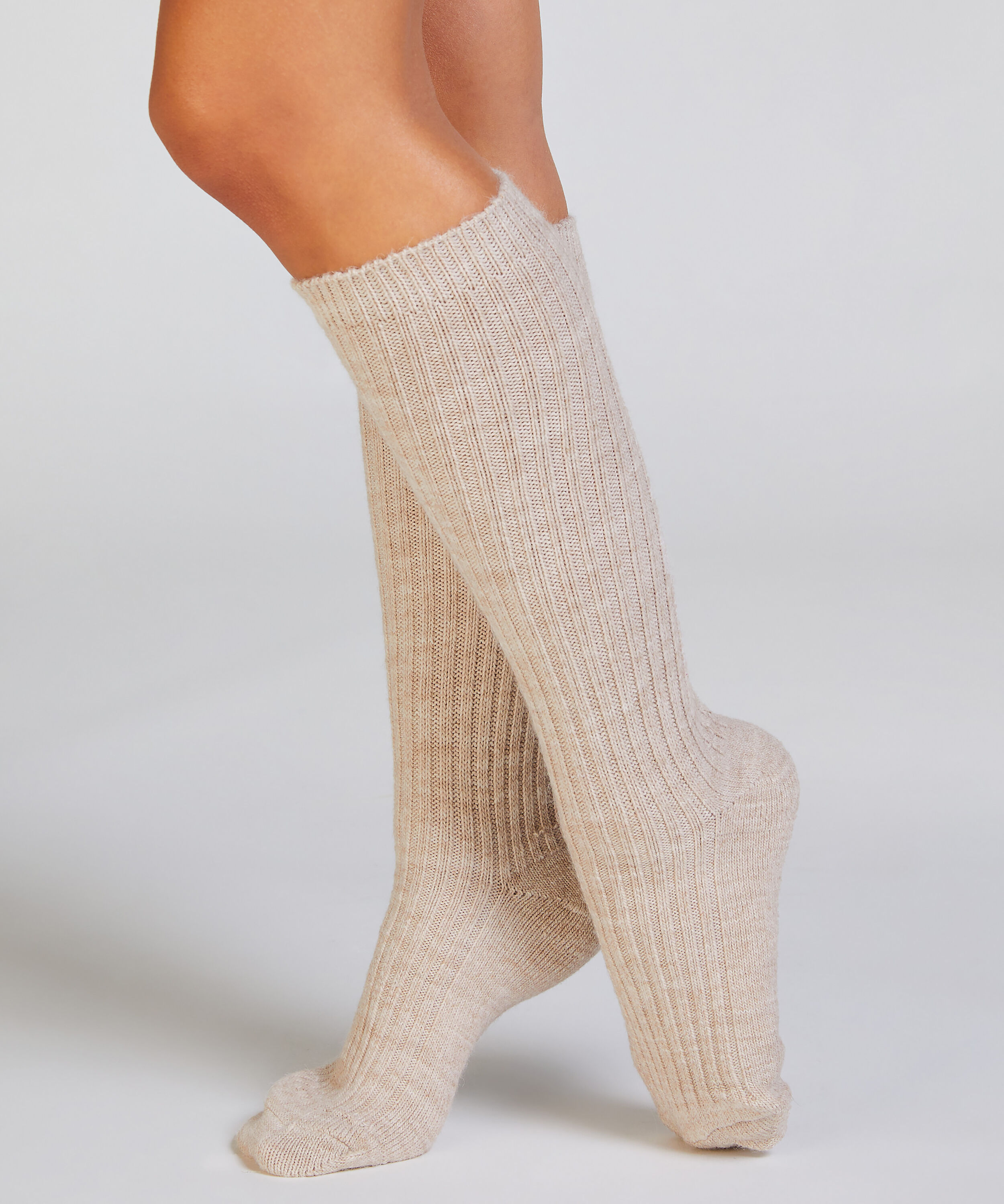 1 paar gebreide sokken, Beige