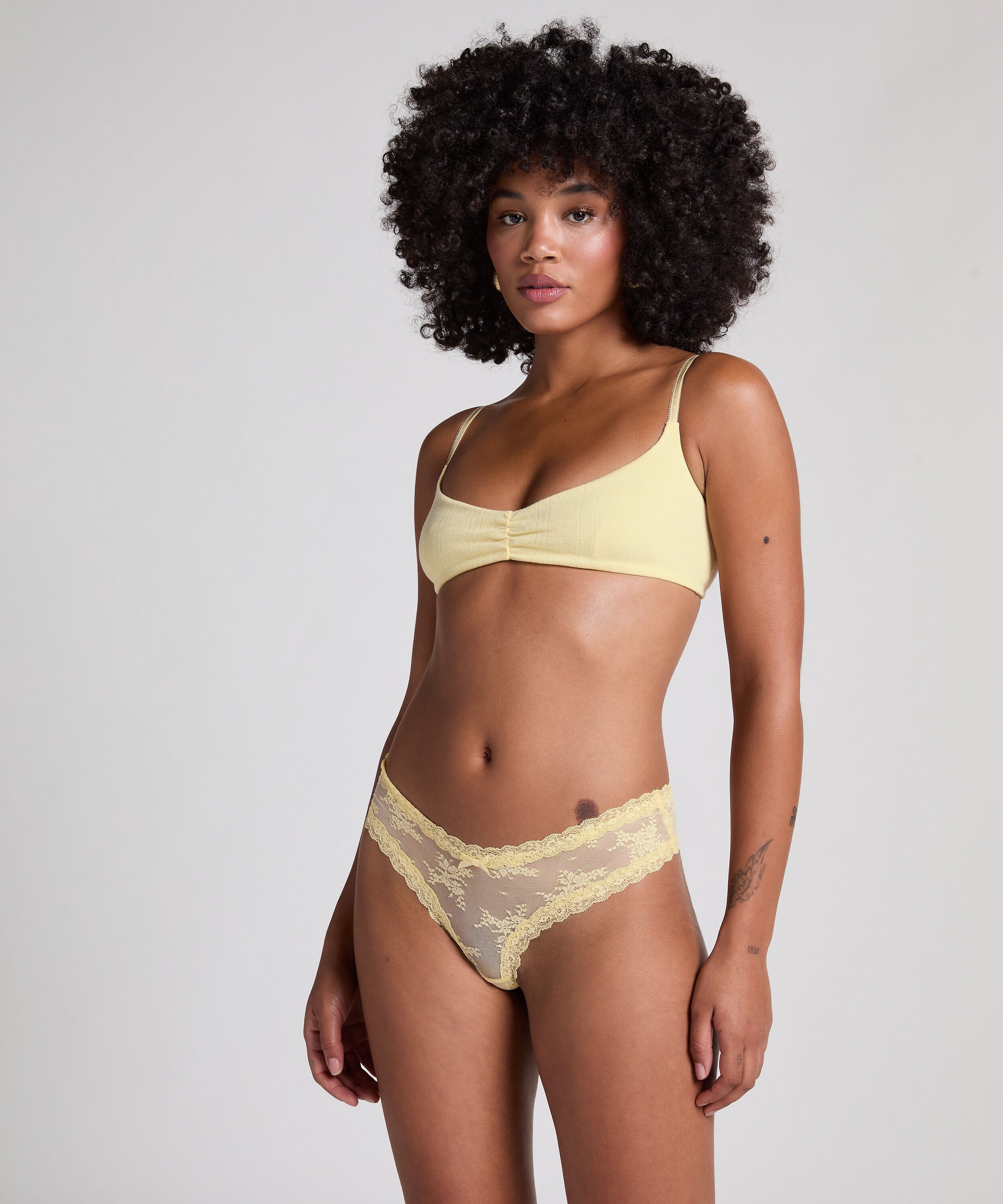 Slip brésilien V-shape mesh