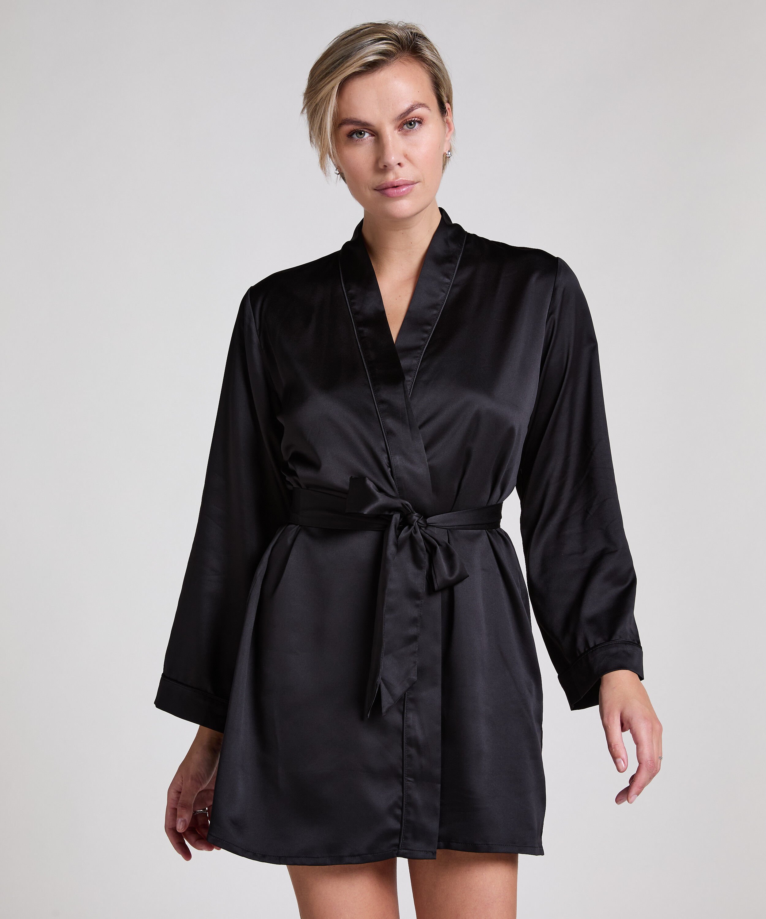 Kimono Satin, Zwart Kimono Satin, Zwart