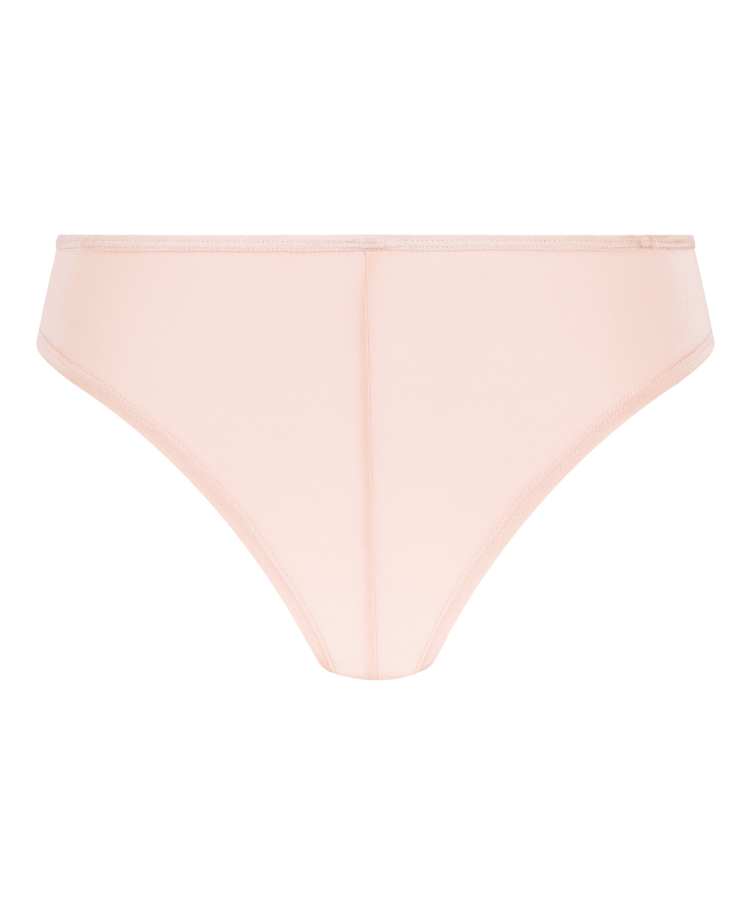 Cheekini Liloye, Roze, main