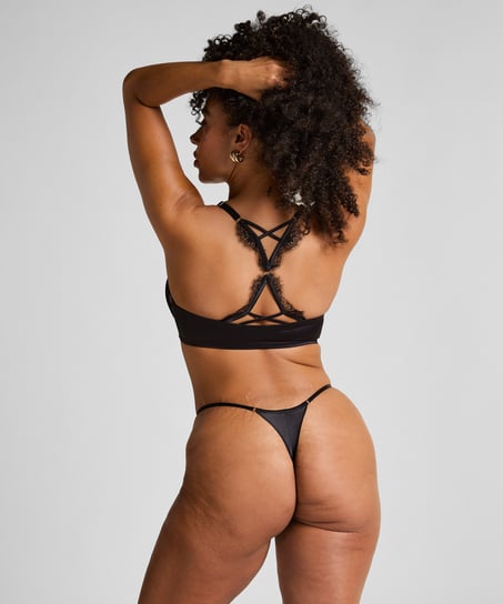 Voorgevormde beugel bh Cynthia, Zwart