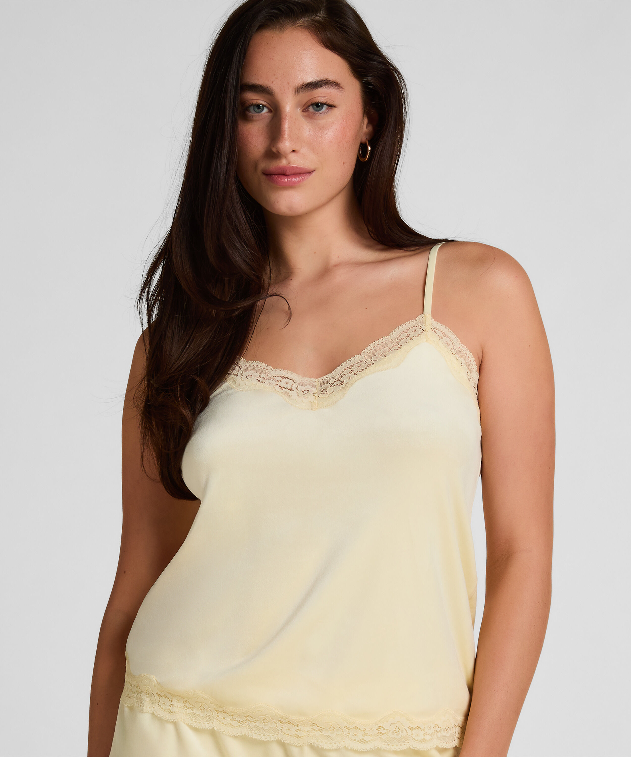 Cami top Velours Lace, Geel