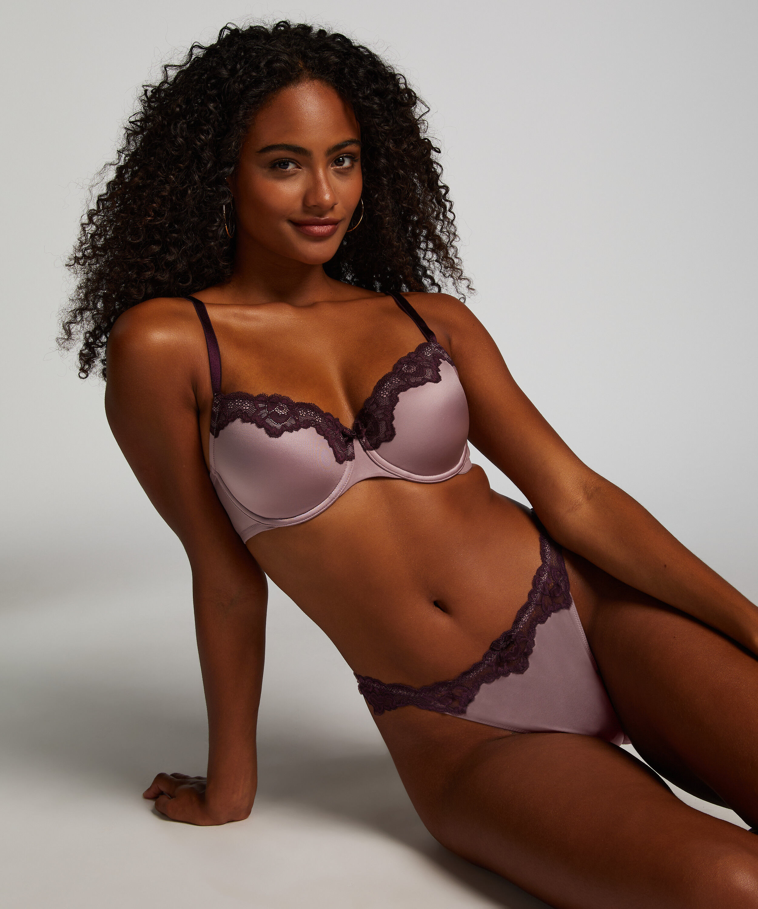 String Lace & Shine, Pourpre