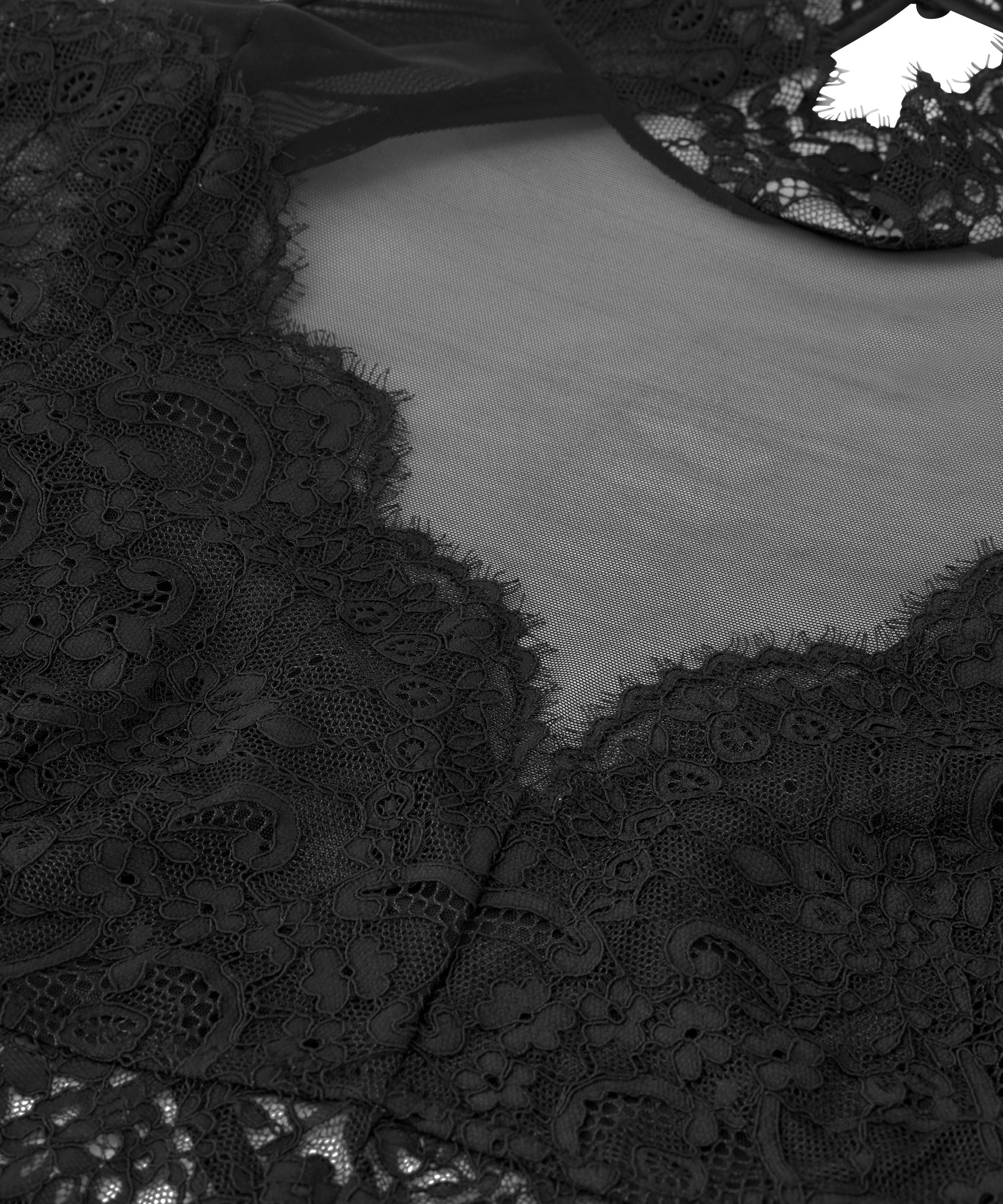 Body Deanne, Noir, main