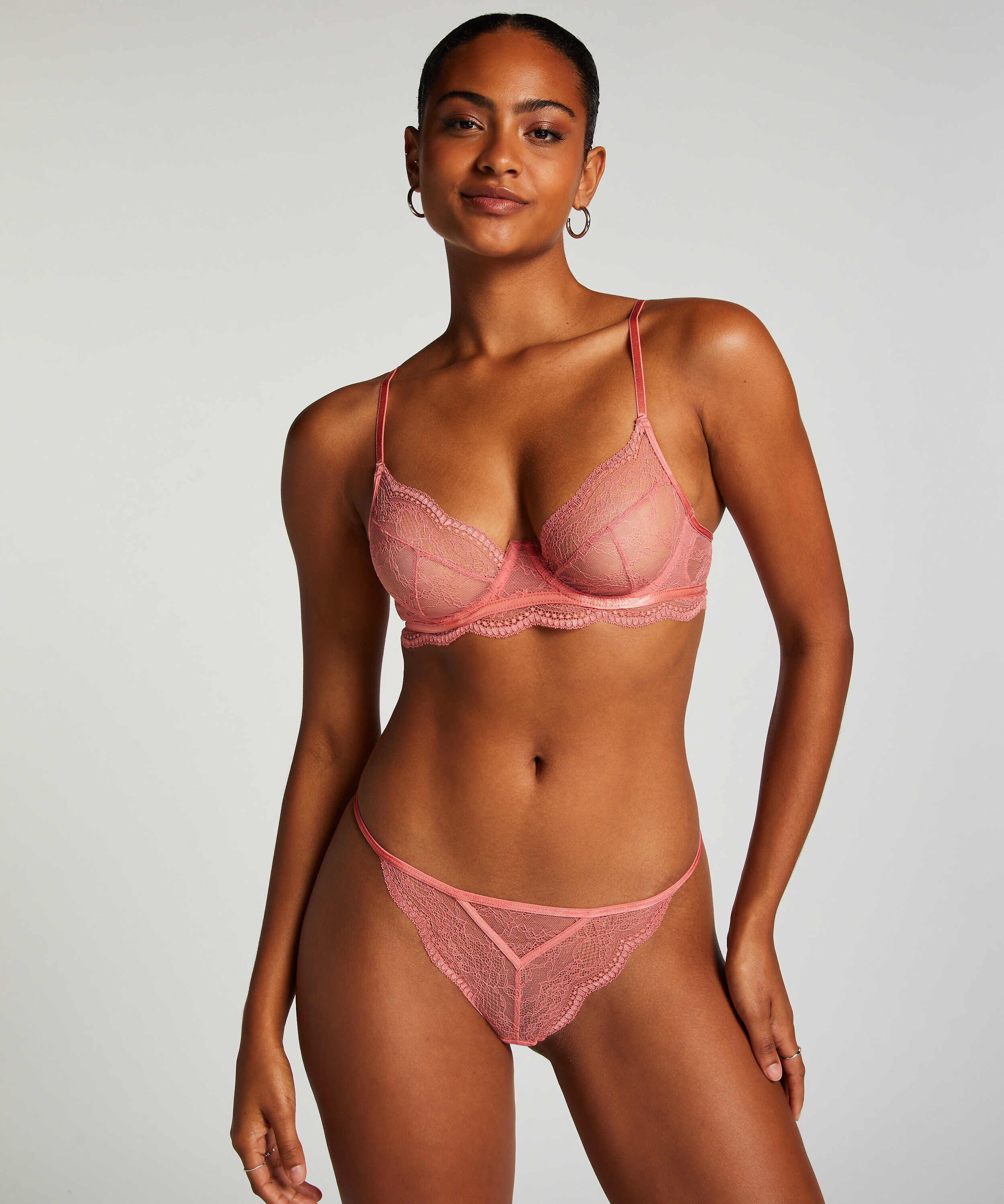String Isabelle, Roze
