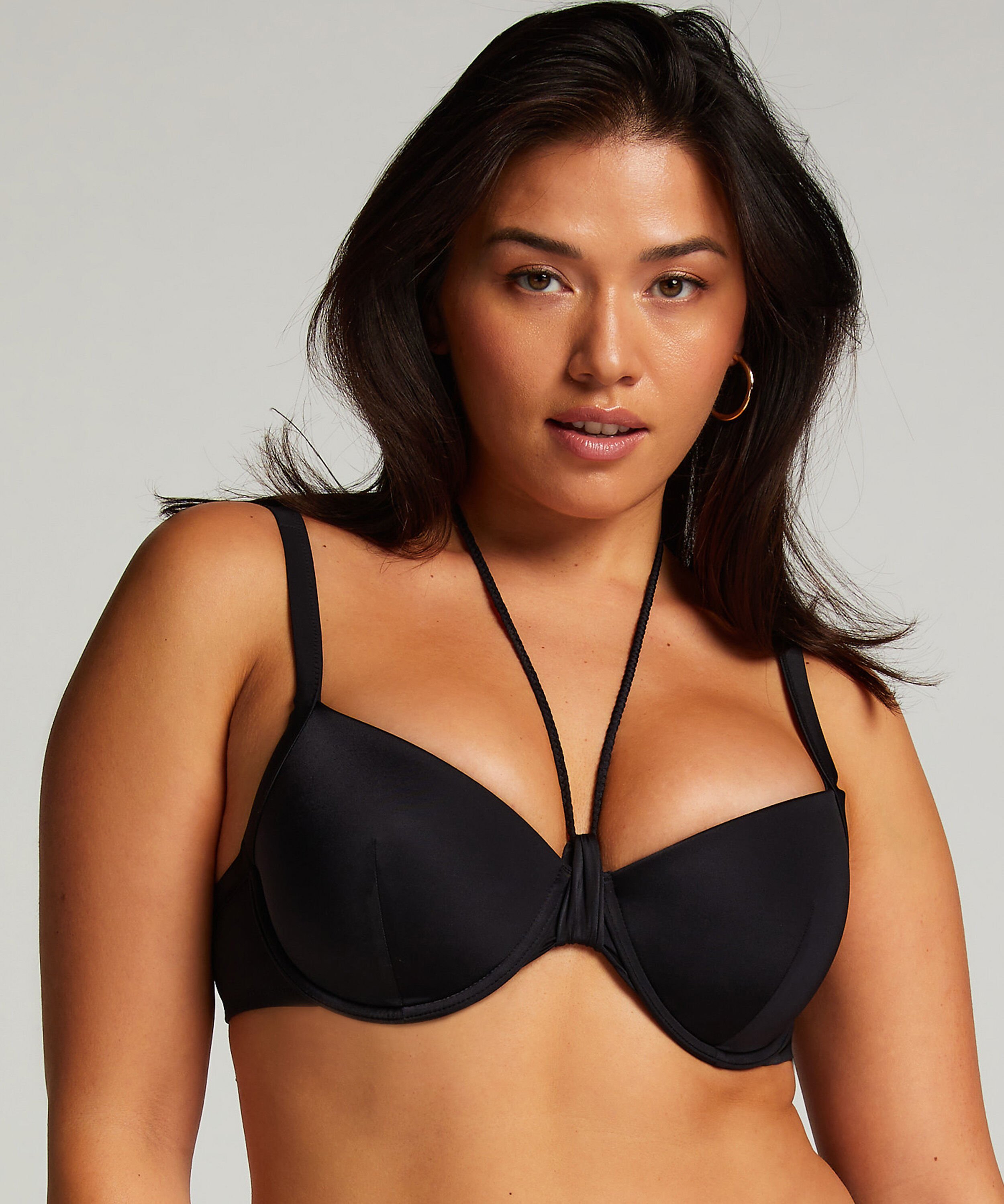 Voorgevormde beugel bikinitop Luxe, Zwart
