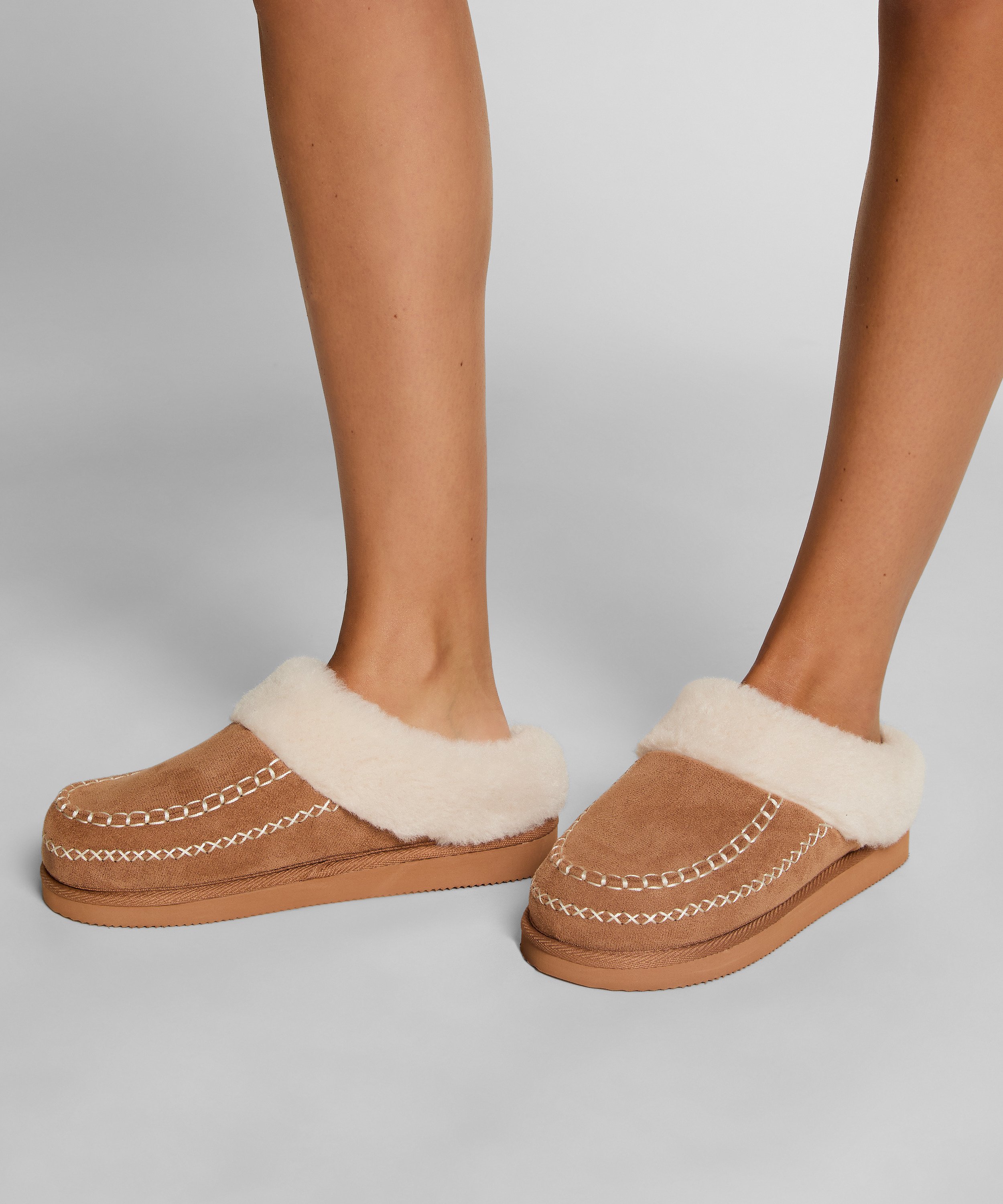 Pantoufles Iggy, Brun, main