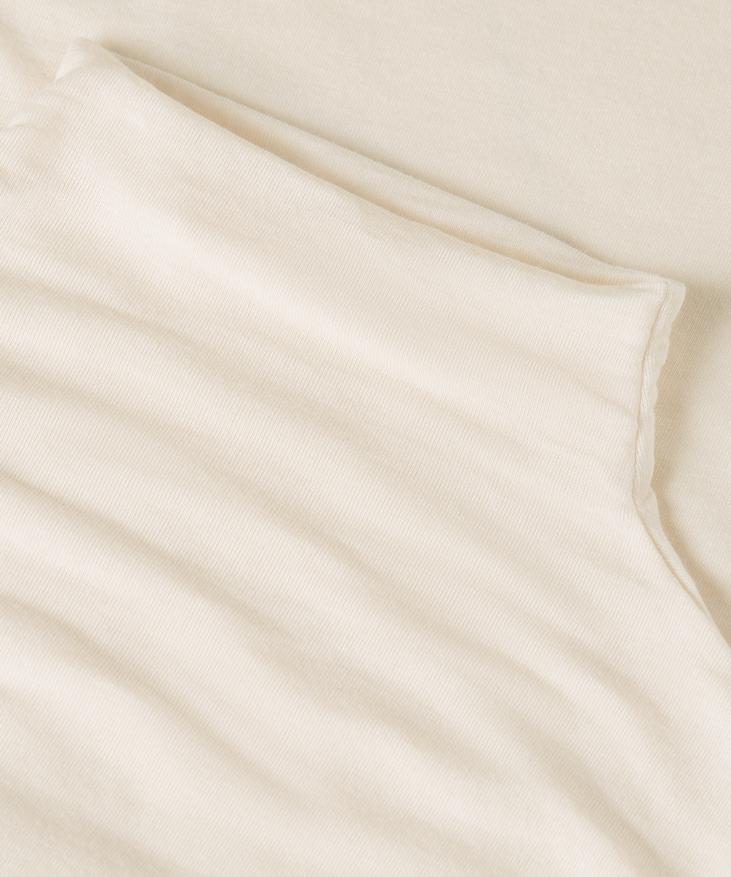 Haut avec cachemire &agrave; col roul&eacute; super soft, Blanc, main