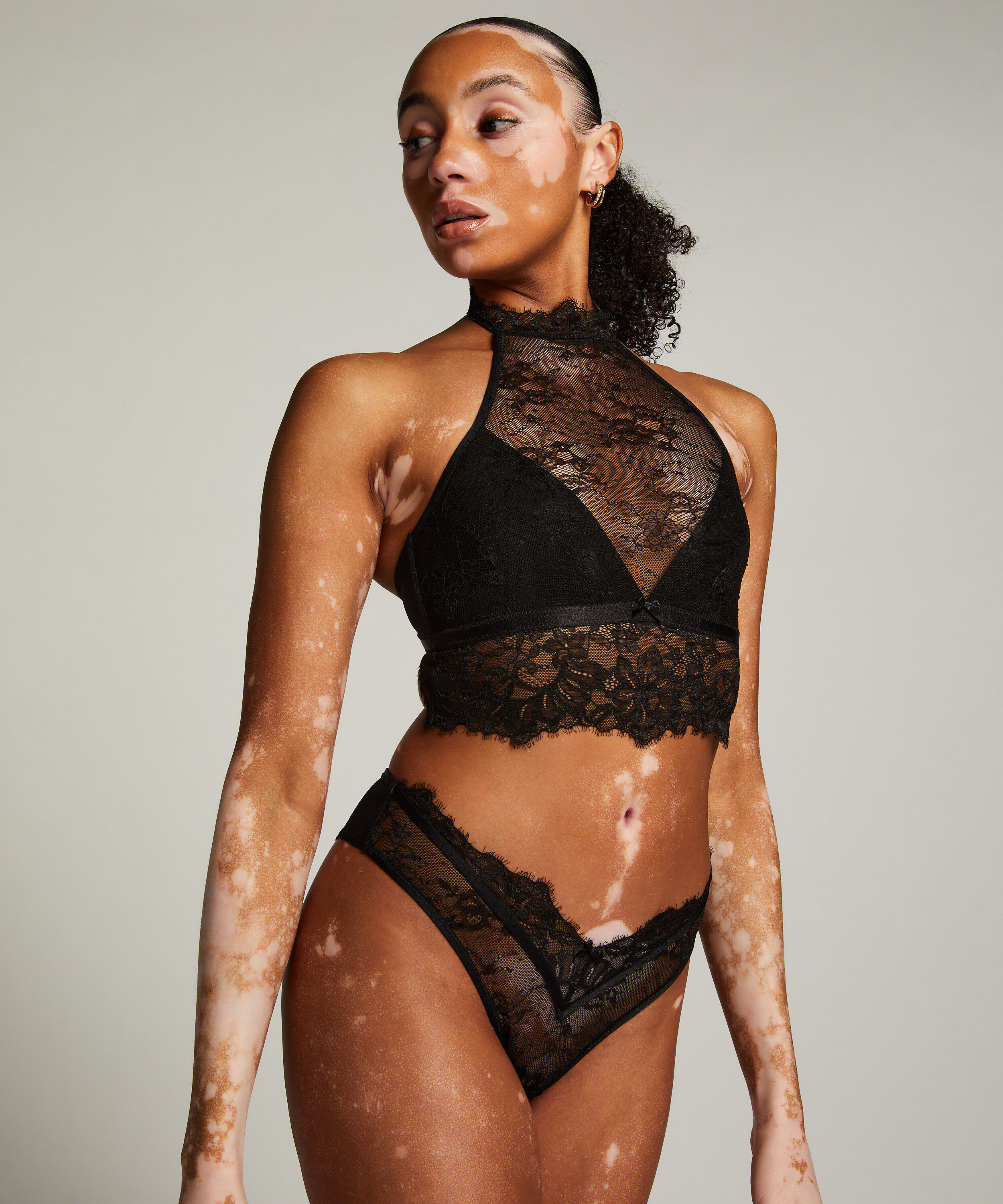 Brazilian Sarah, Zwart