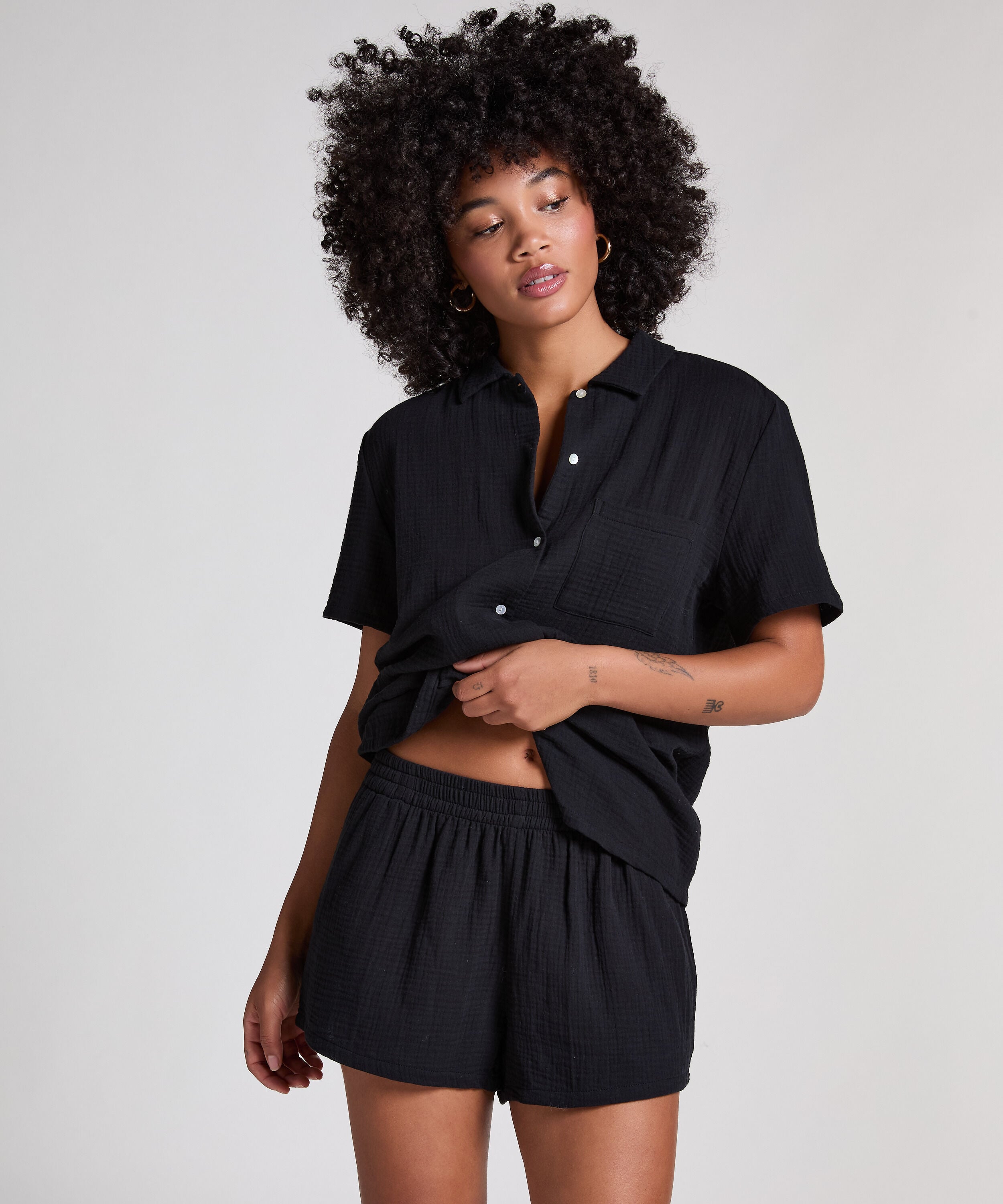 Short en mousseline, Noir