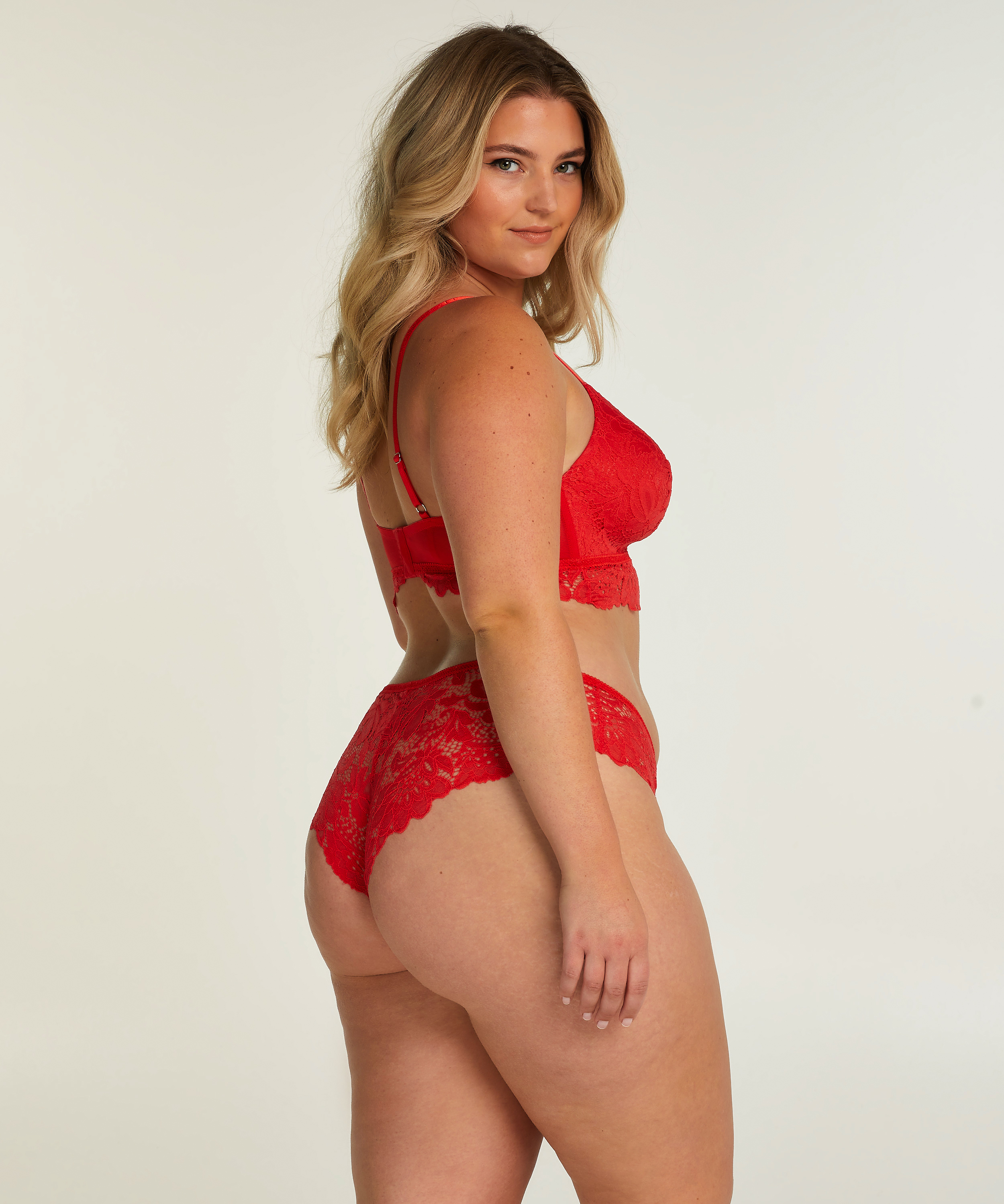 Soutien-gorge pr&eacute;form&eacute; sans armatures longline Shiloh, Rouge, main