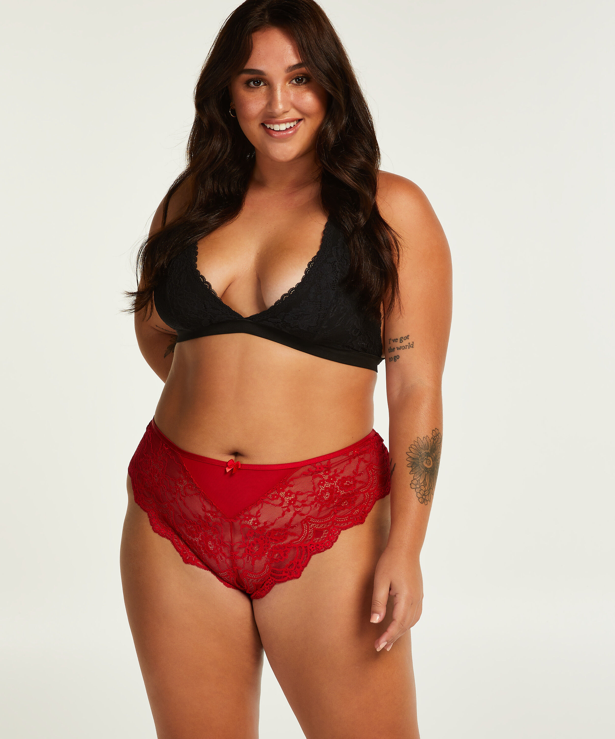 Hoog uitgesneden brazilian Heather Curvy, Rood