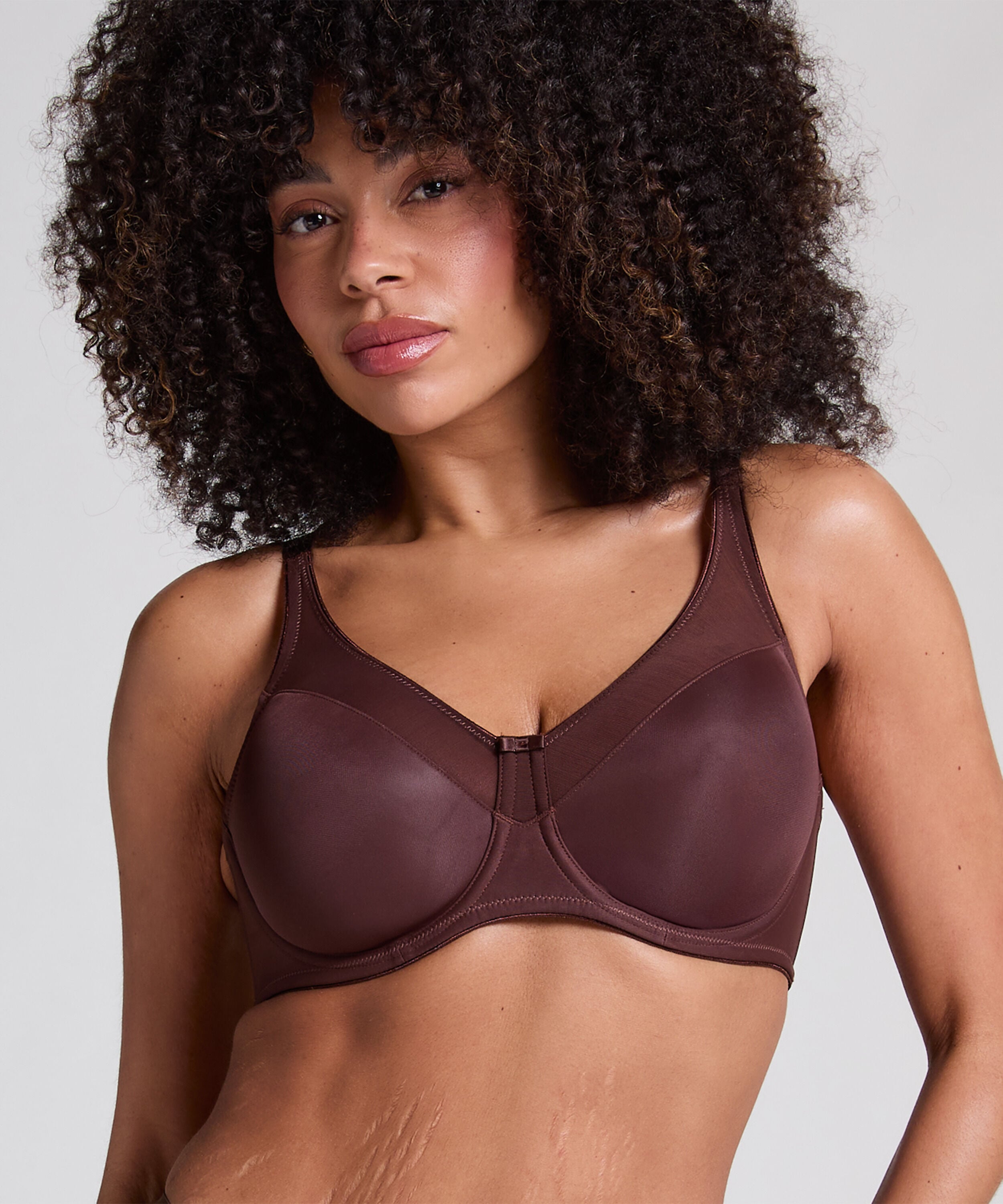 Niet-voorgevormde minimizer beugel bh Nina, Bruin Niet-voorgevormde minimizer beugel bh Nina, Bruin
