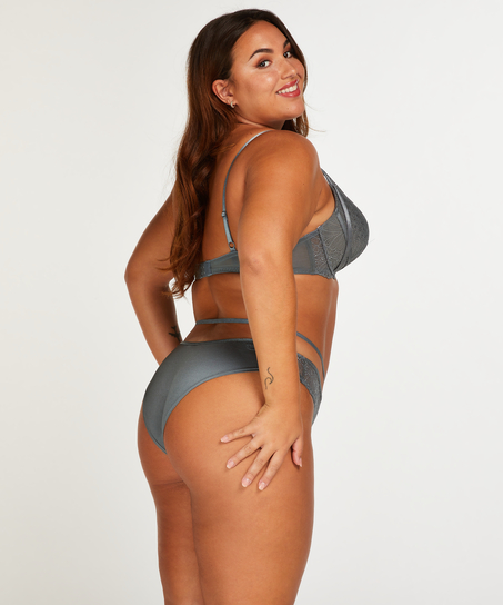 Brazilian Naomi, Blauw