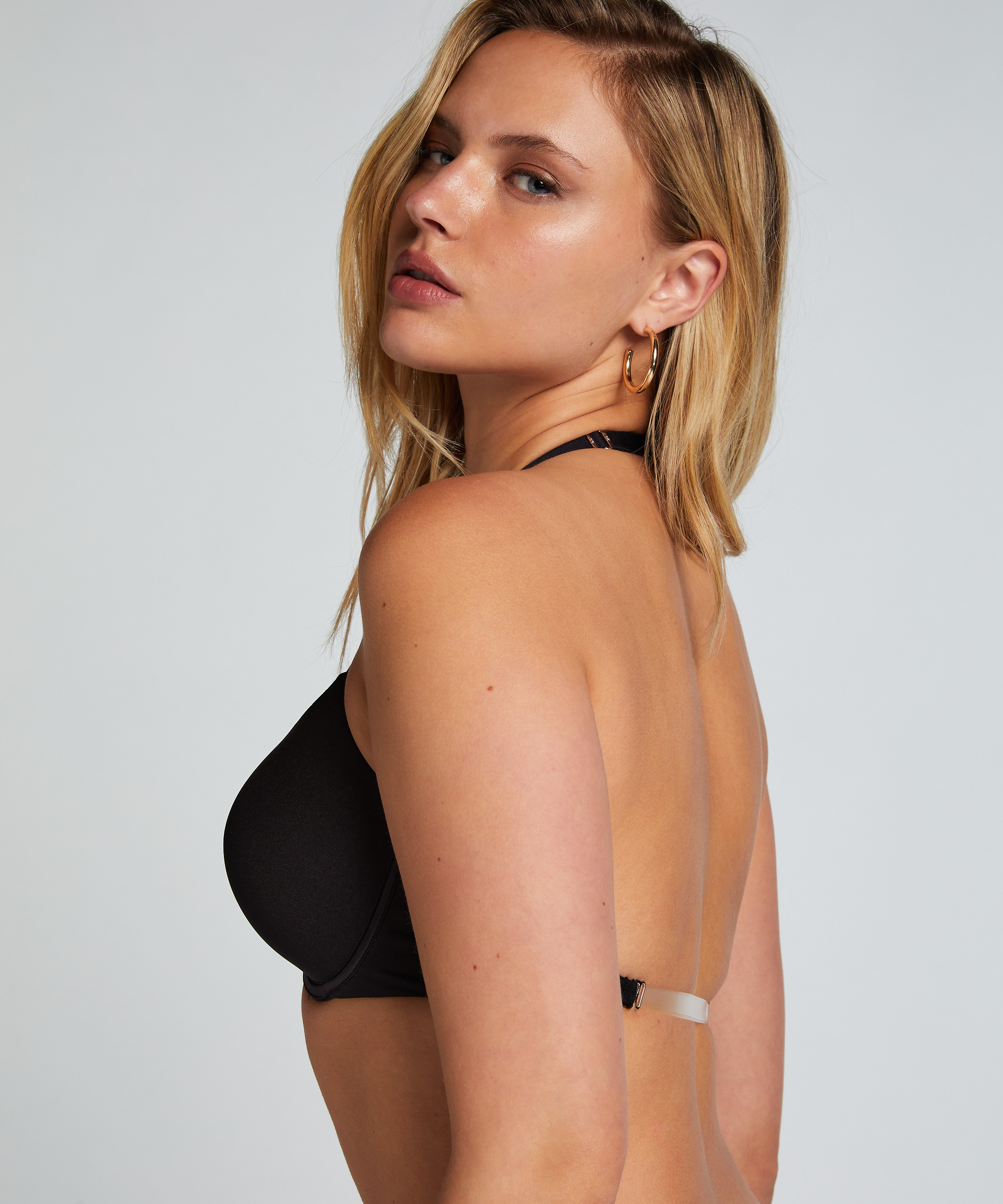 Soutien-gorge à armatures préformé Transparent Back Multiway, Noir, main