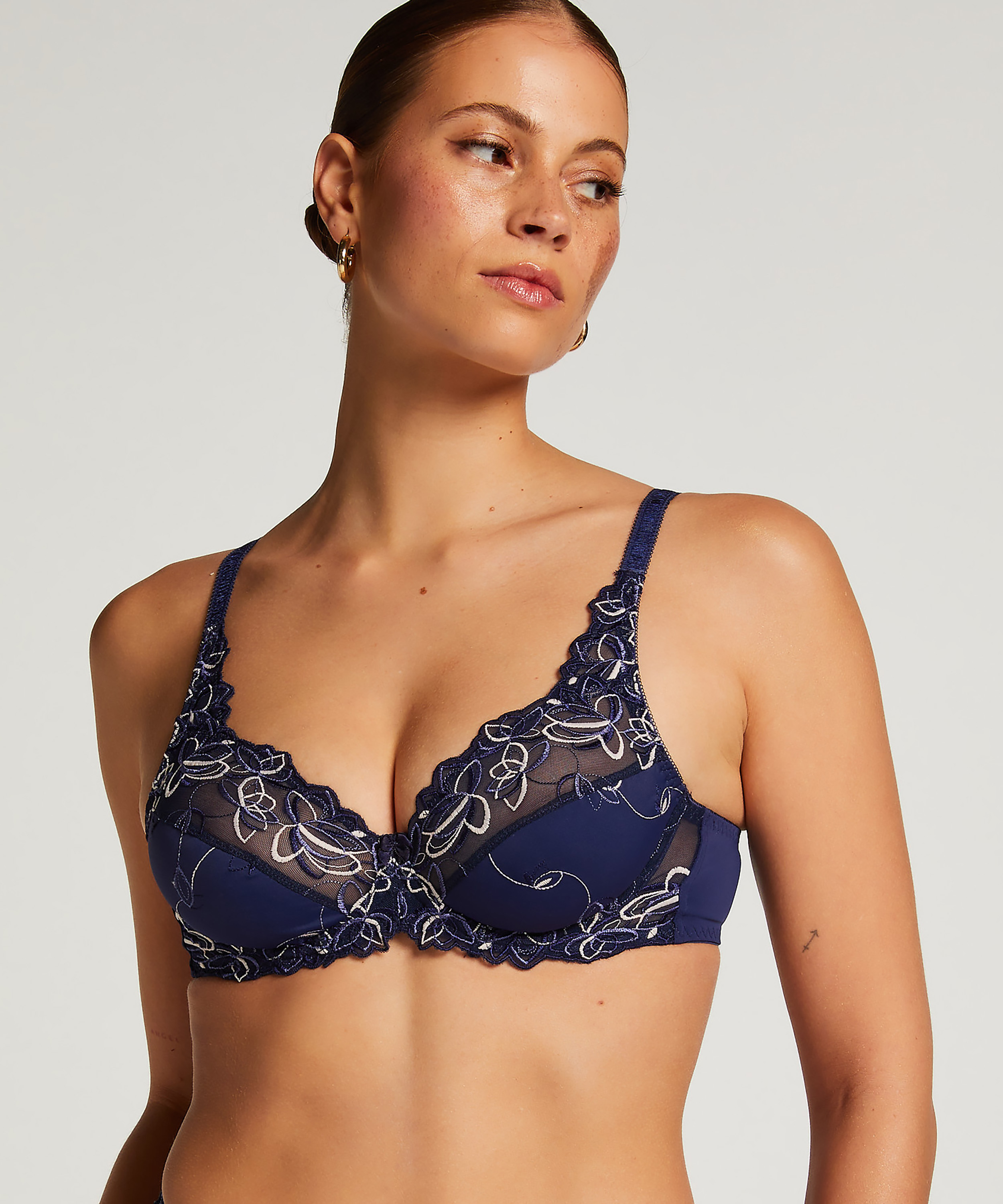 Soutien-gorge à armatures non-préformé Diva, Bleu, main