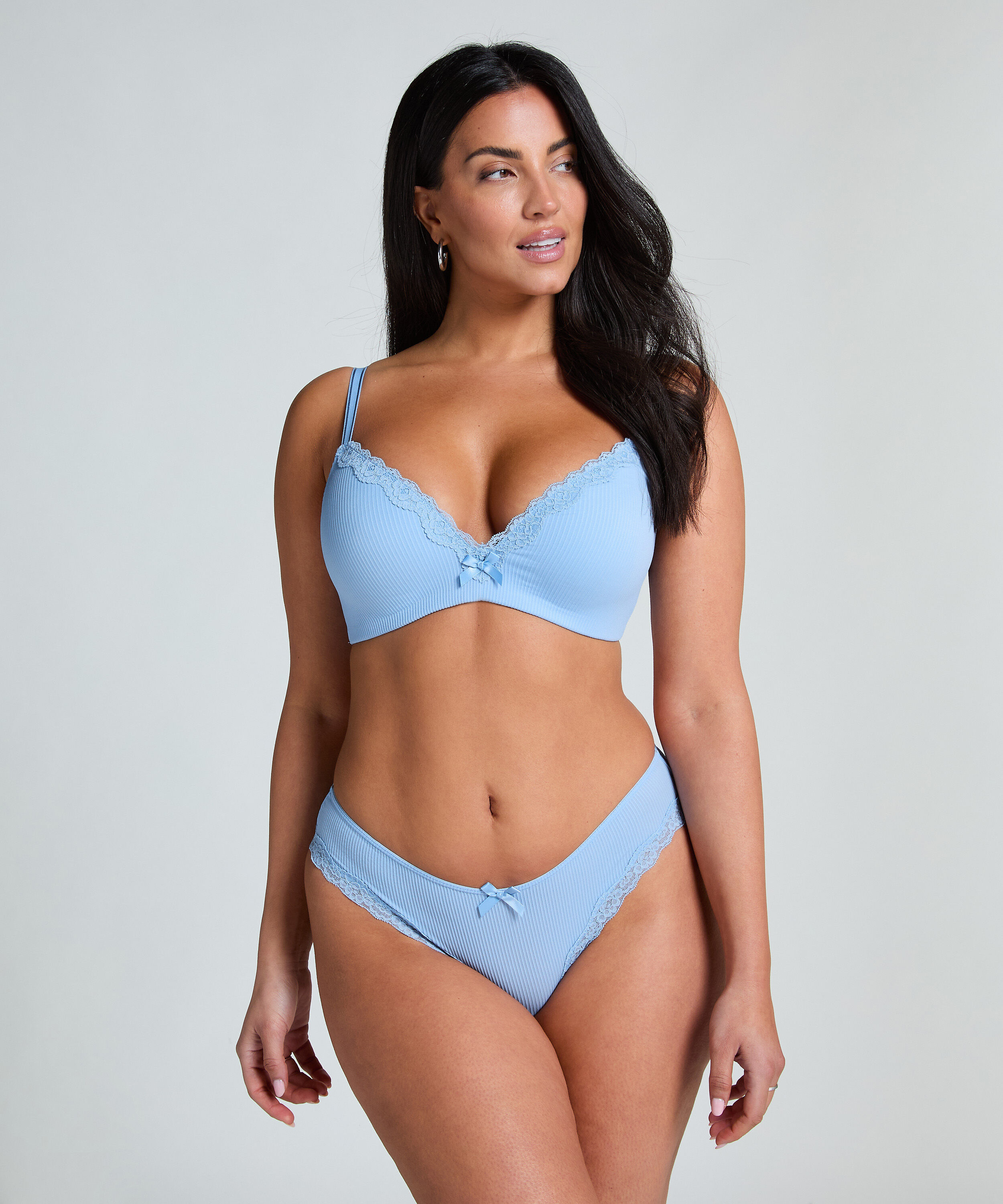 Brazilian Lola, Blauw