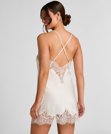 D&eacute;shabill&eacute; Valerie, Blanc