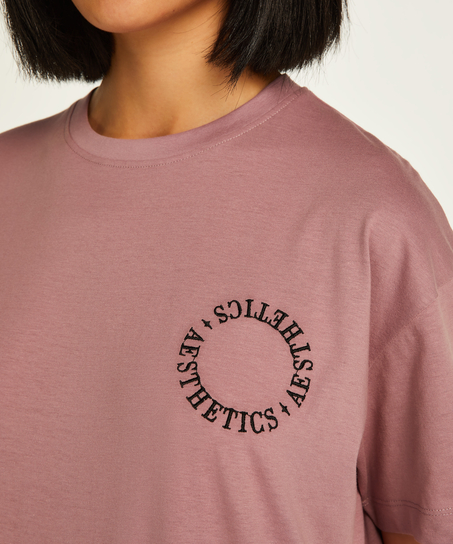 Chemise de nuit col rond, Pourpre