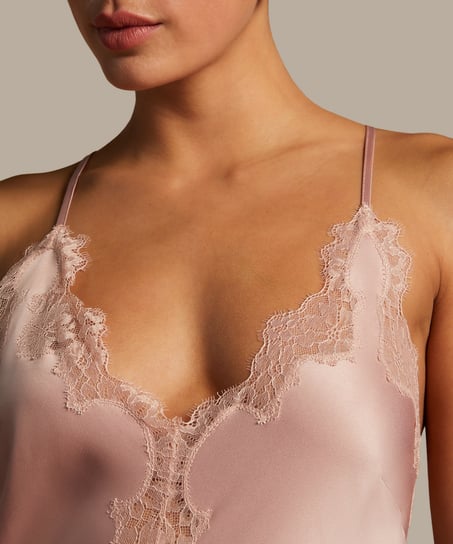 Nuisette Sophie, Rose