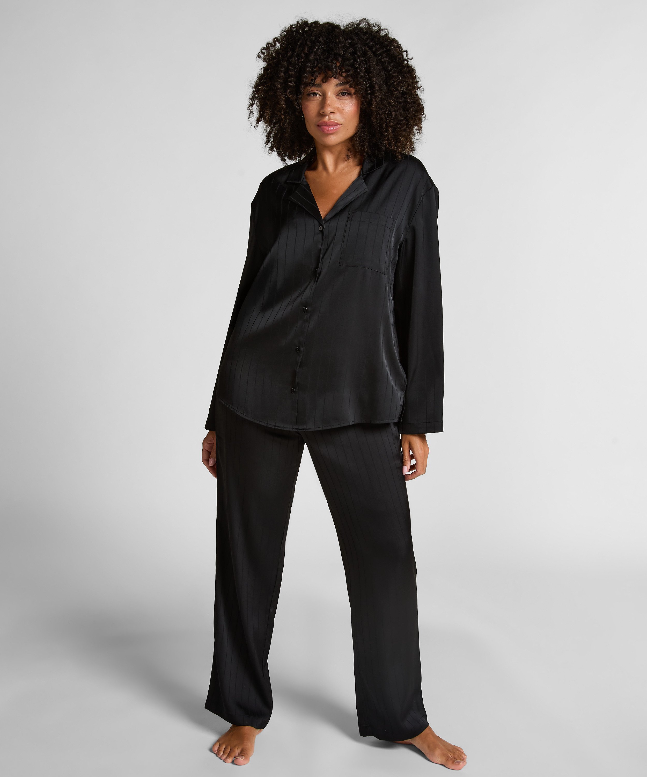 Pantalon &agrave; rayures en satin, Noir, main