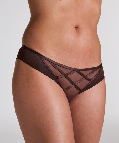 Brazilian Rianne, Bruin