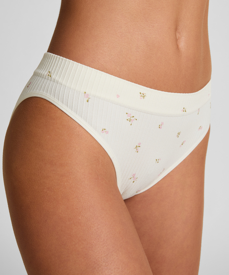 Brazilian Dianne, Wit