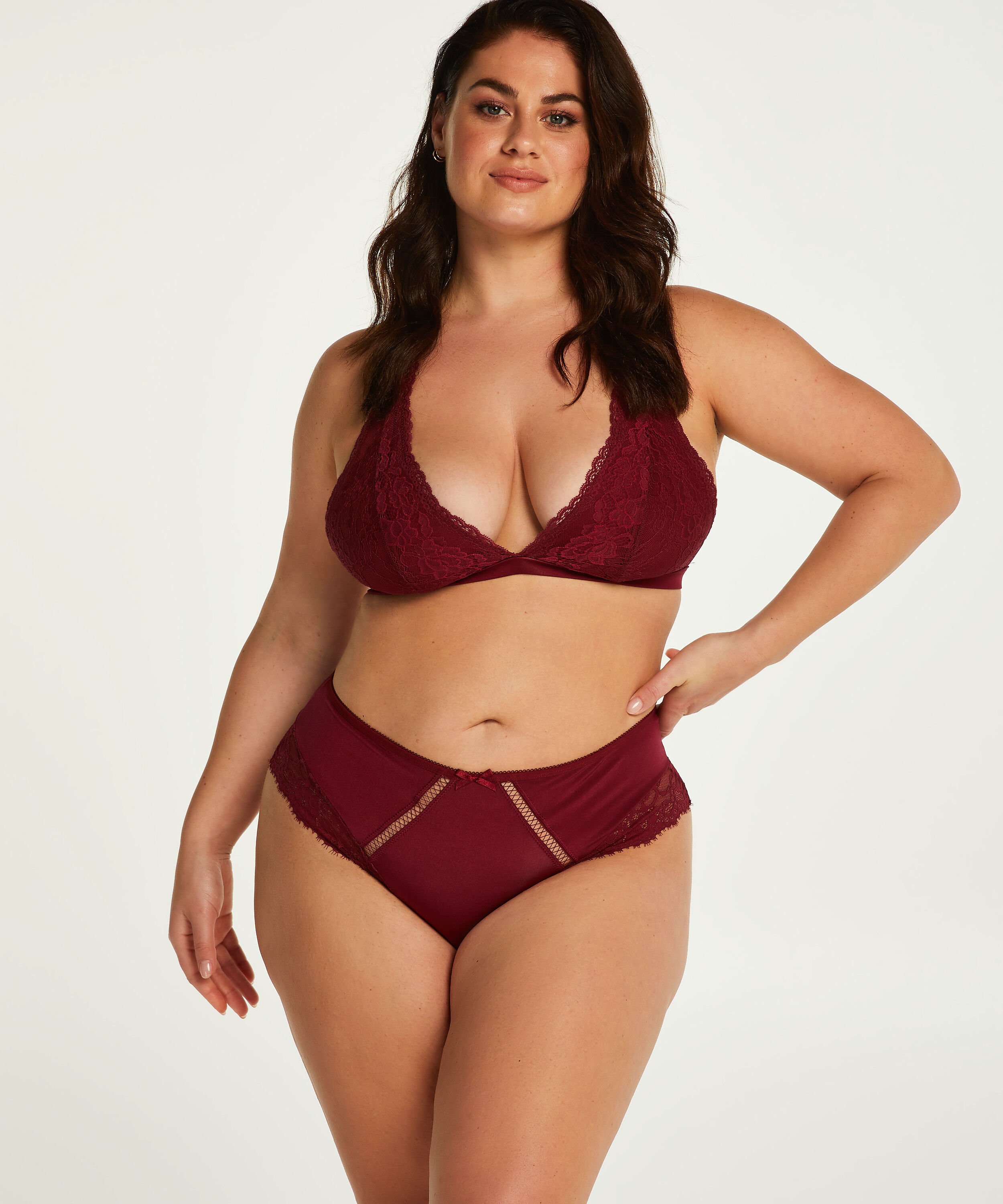 Slip brésilien Yvenne Curvy, Rouge