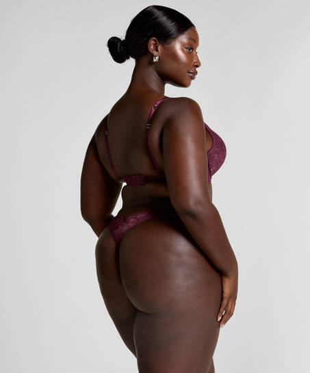 String Isadora, Rood