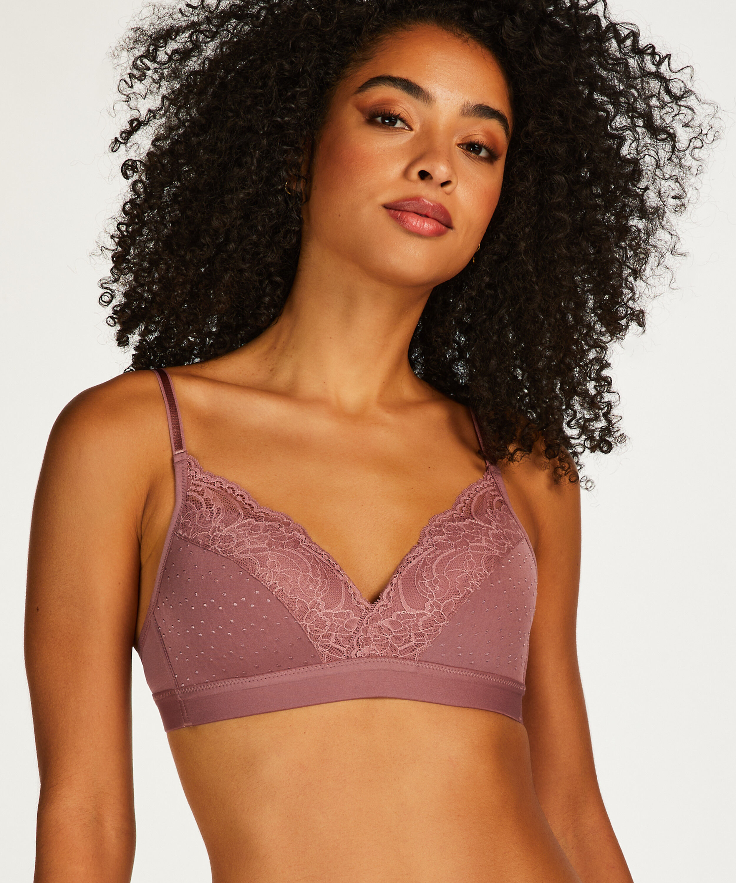 Soutien-gorge pr&eacute;form&eacute; sans armatures Sophie, Pourpre