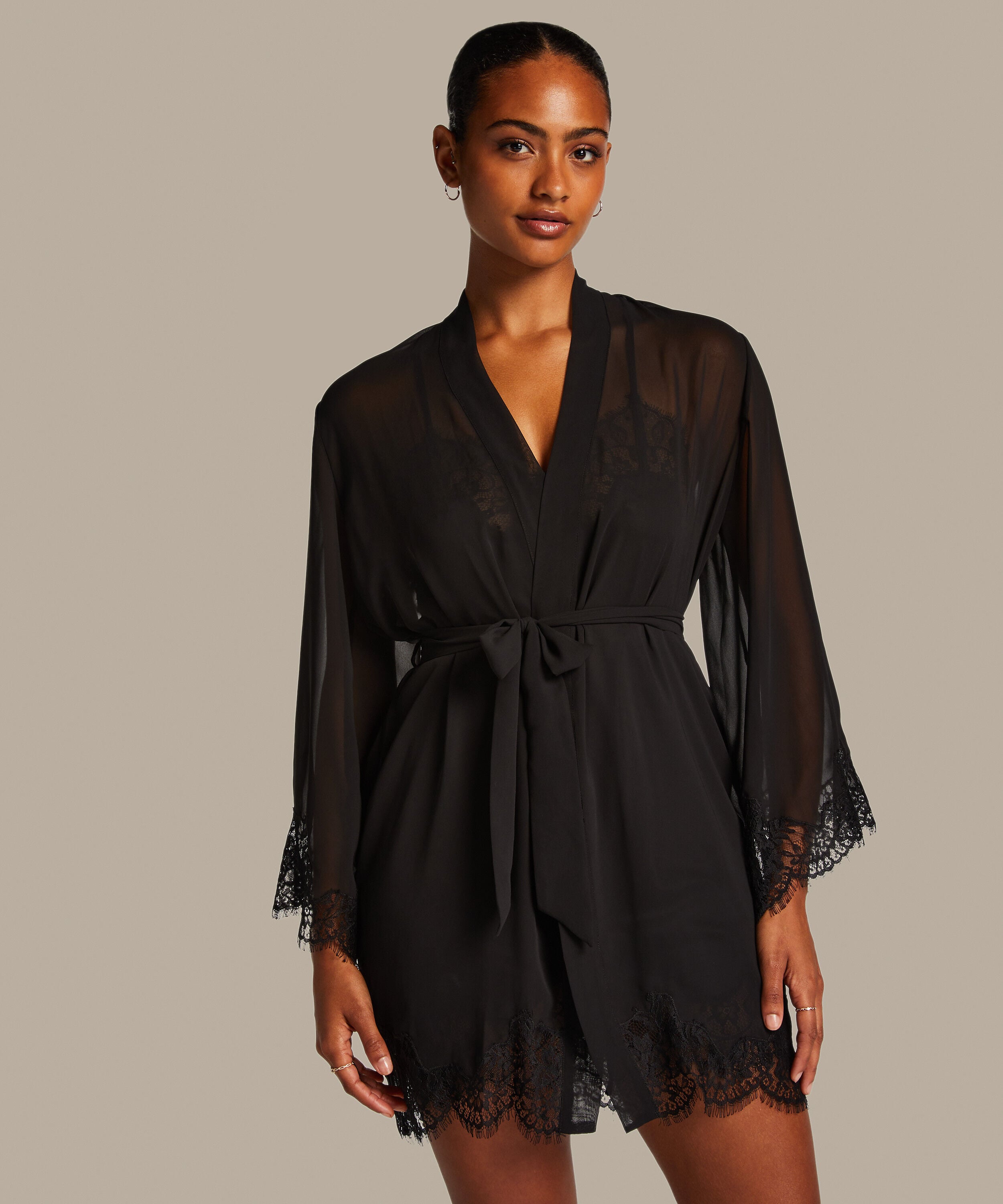 Kimono Satin, Noir