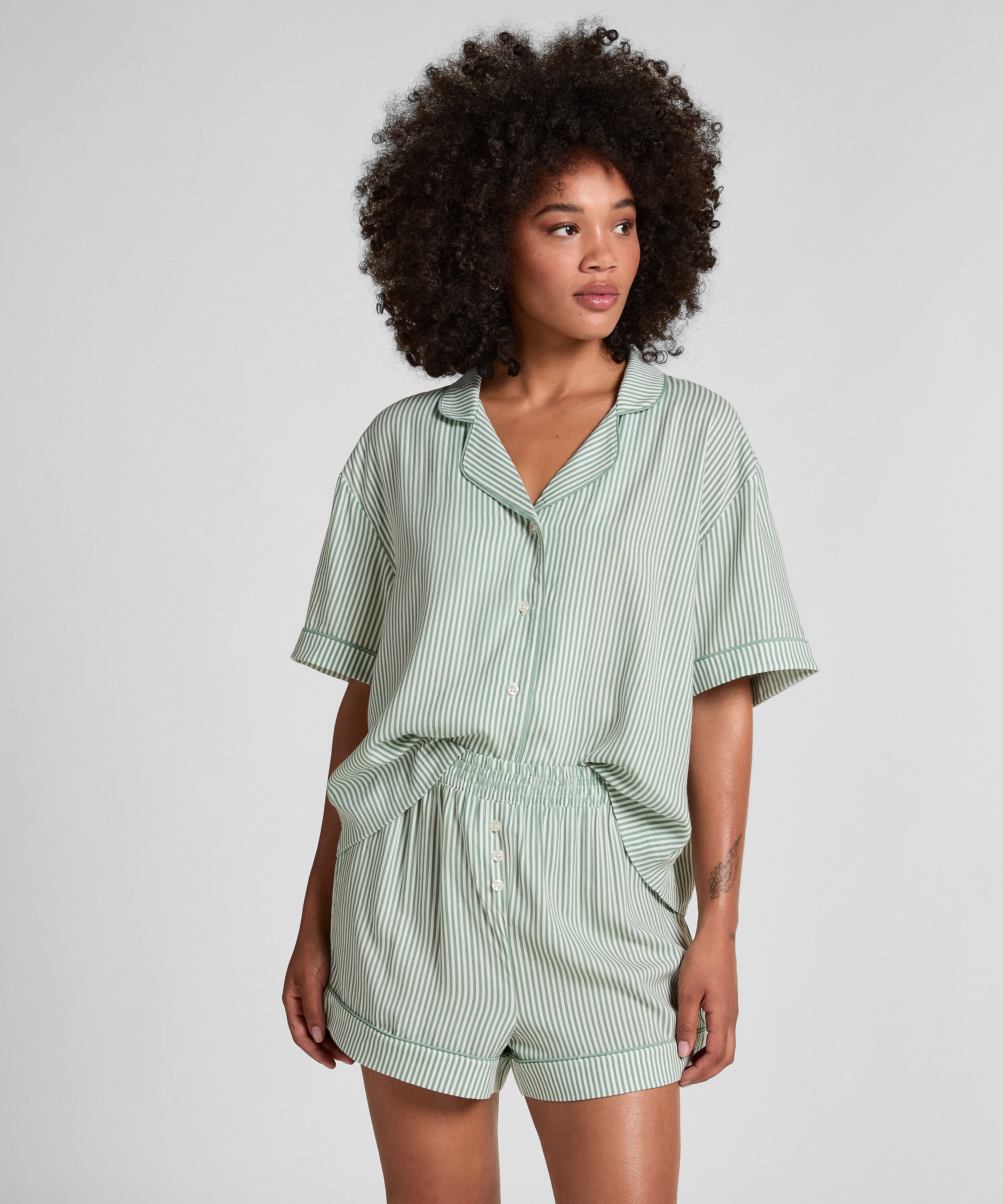 Geweven short