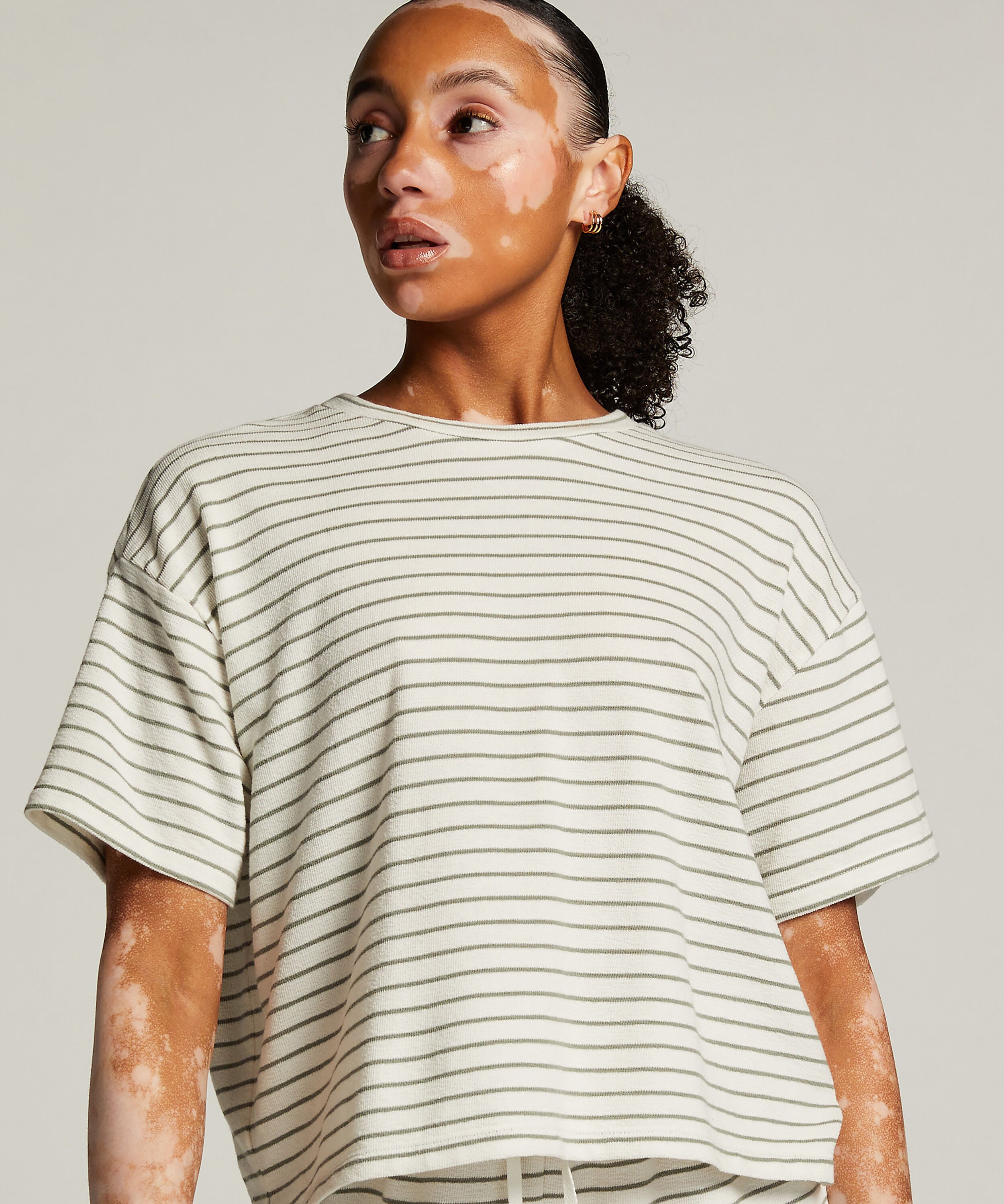 Pyjamatop, Wit