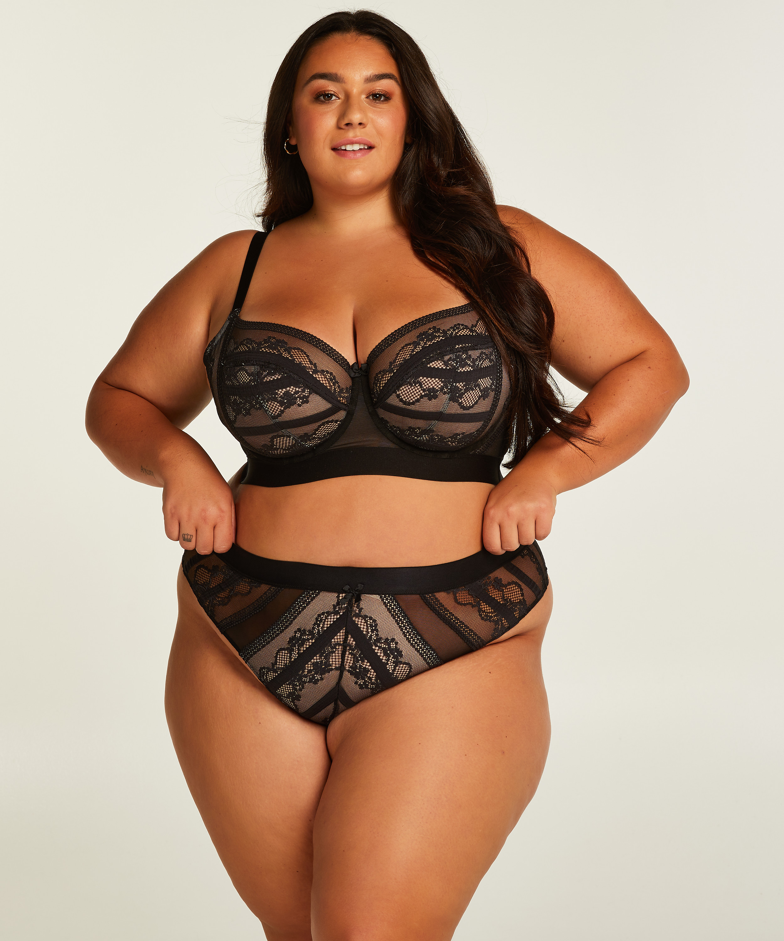 String Cleo, Zwart, main