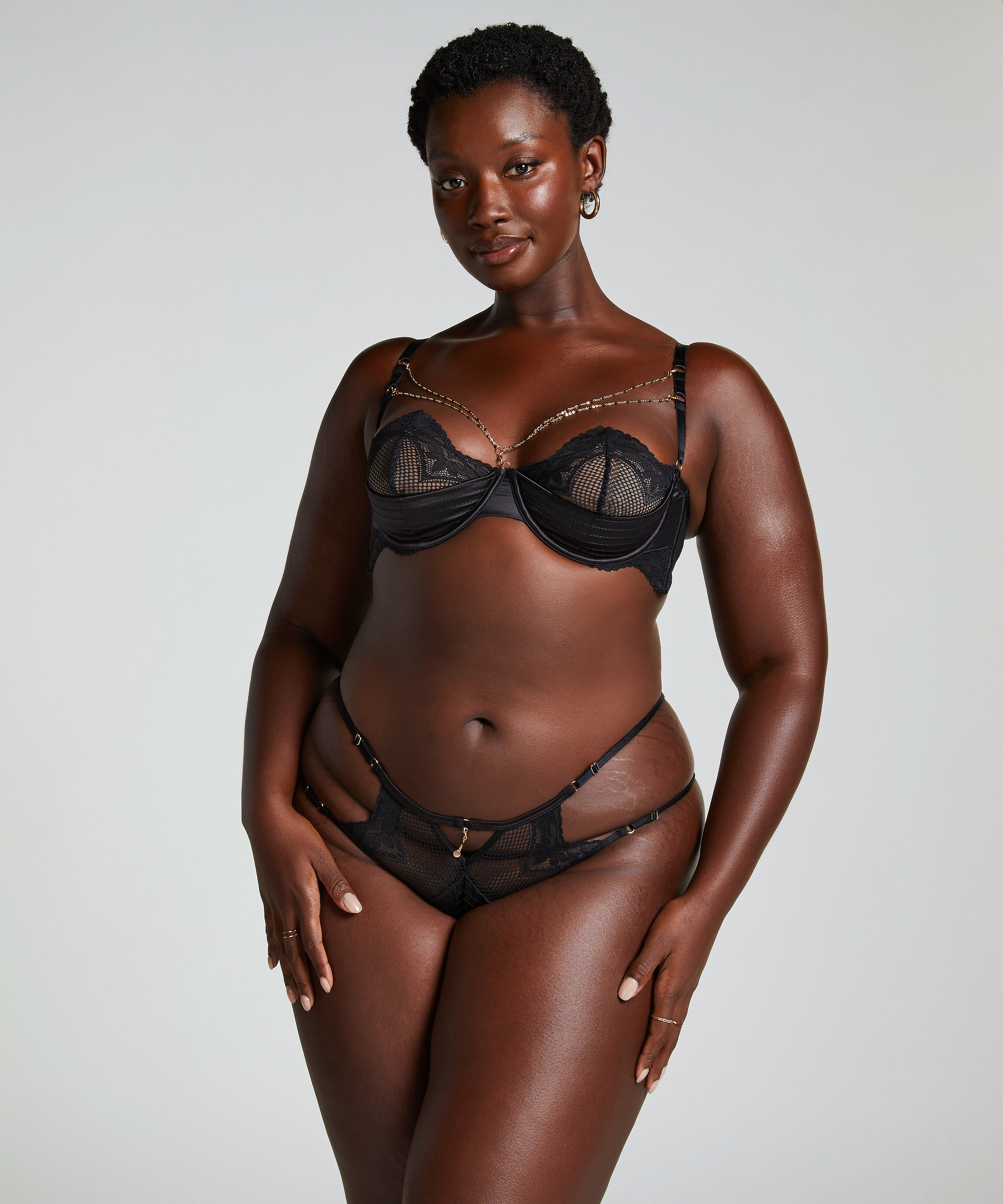 Slip brésilien Belladonna, Noir, main