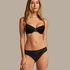 Soutien-gorge à armatures préformé push-up Essential, Noir