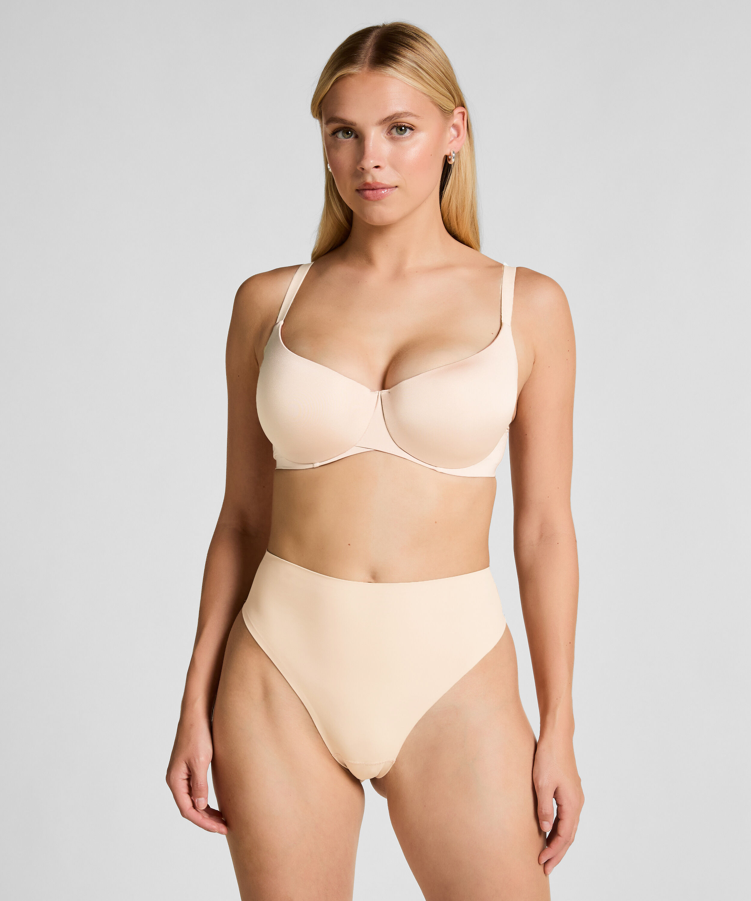 Soutien-gorge &agrave; armatures pr&eacute;form&eacute; Smooth, Beige
