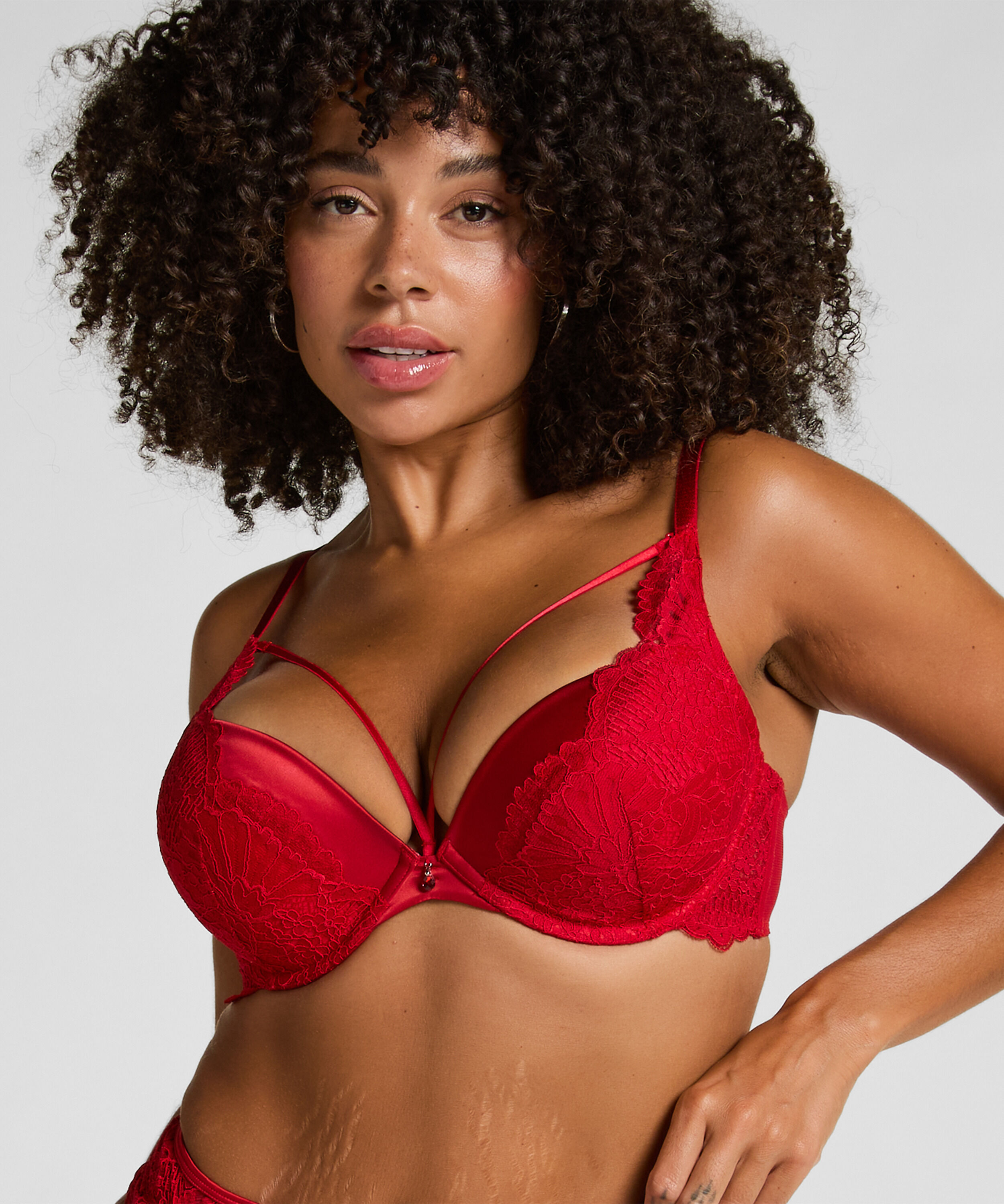 Voorgevormde maximizer beugel bh Whitney, Rood Voorgevormde maximizer beugel bh Whitney, Rood