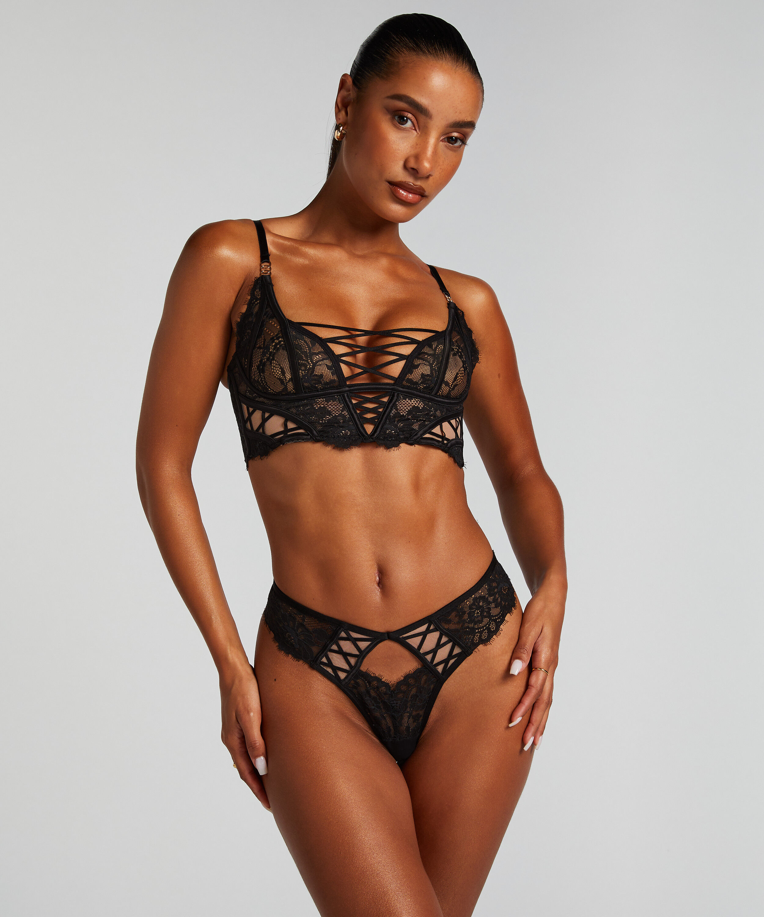 String Loretta, Noir