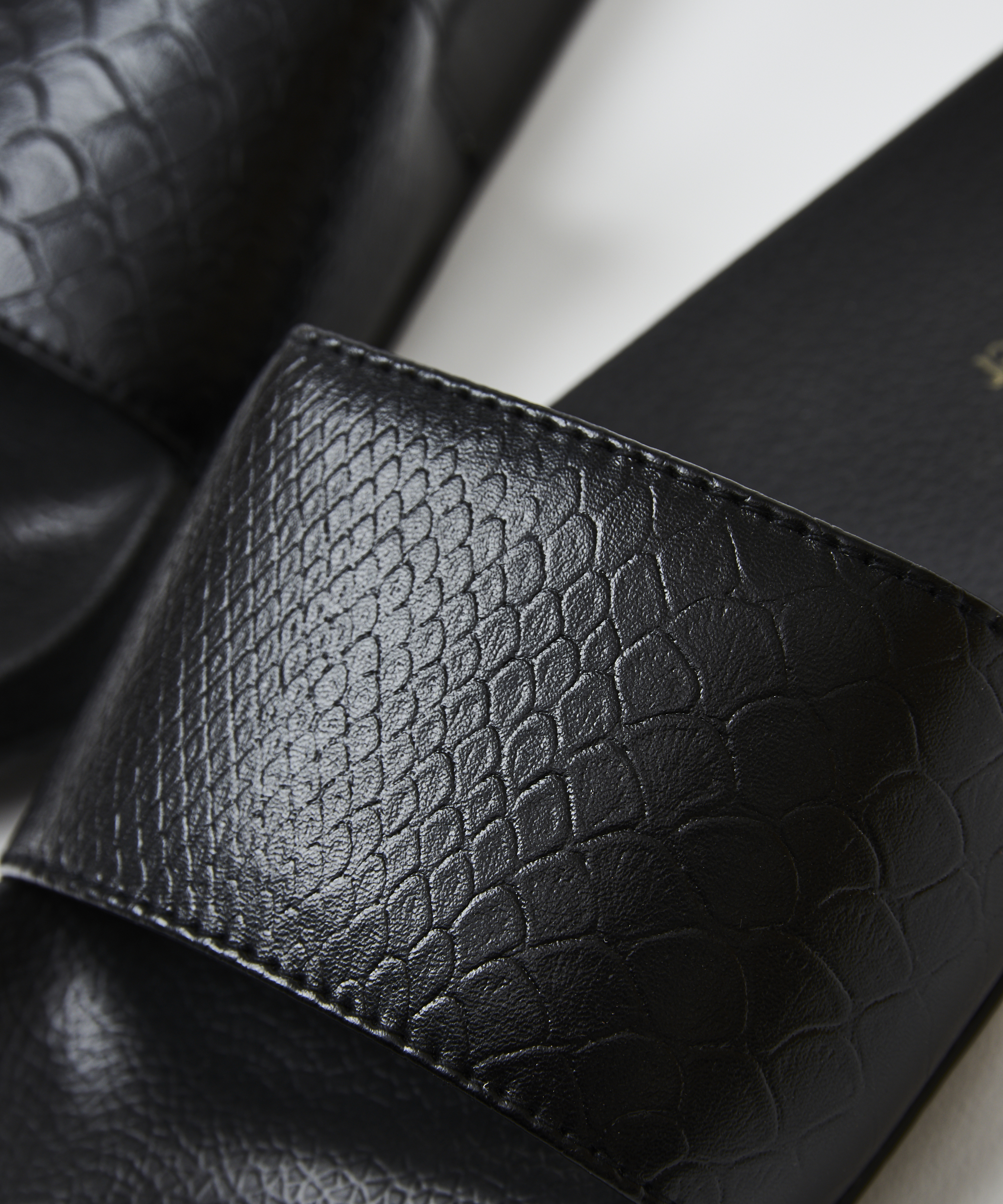 Slippers slangenprint, Zwart, main