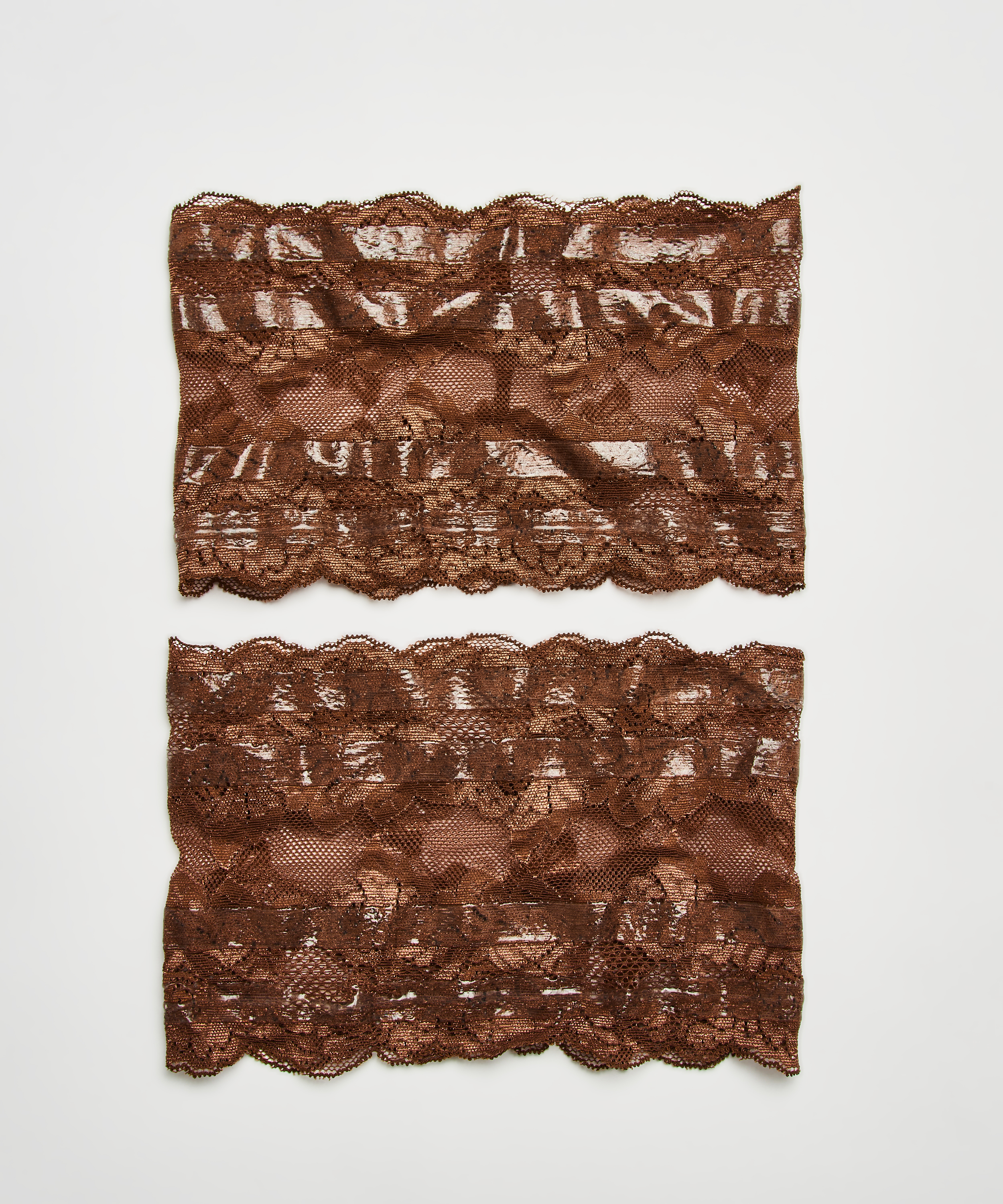 Kanten dijenband, Bruin, main