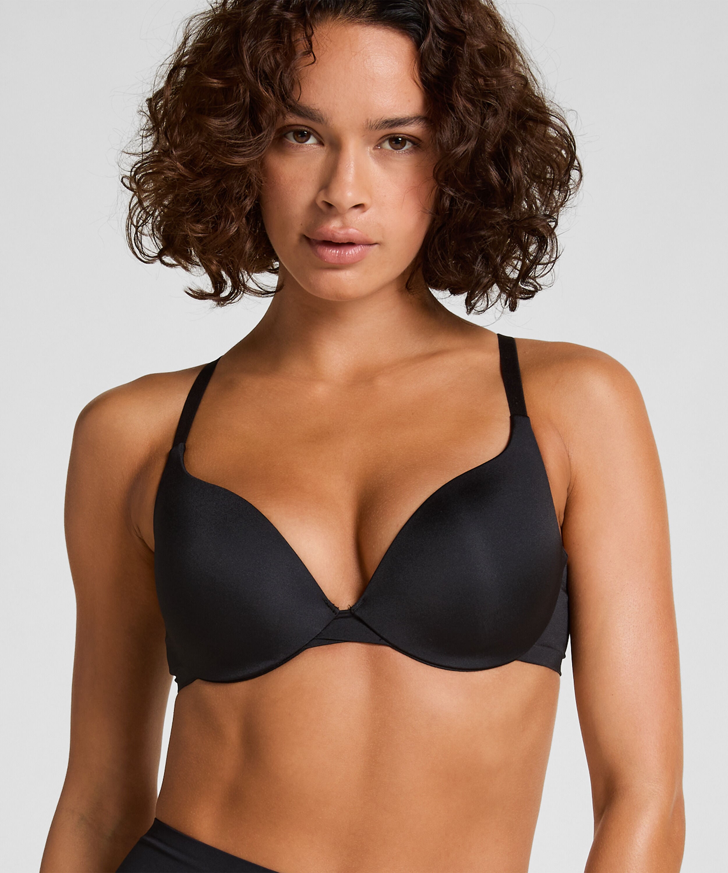 Voorgevormde push-up beugel bh Smooth, Zwart