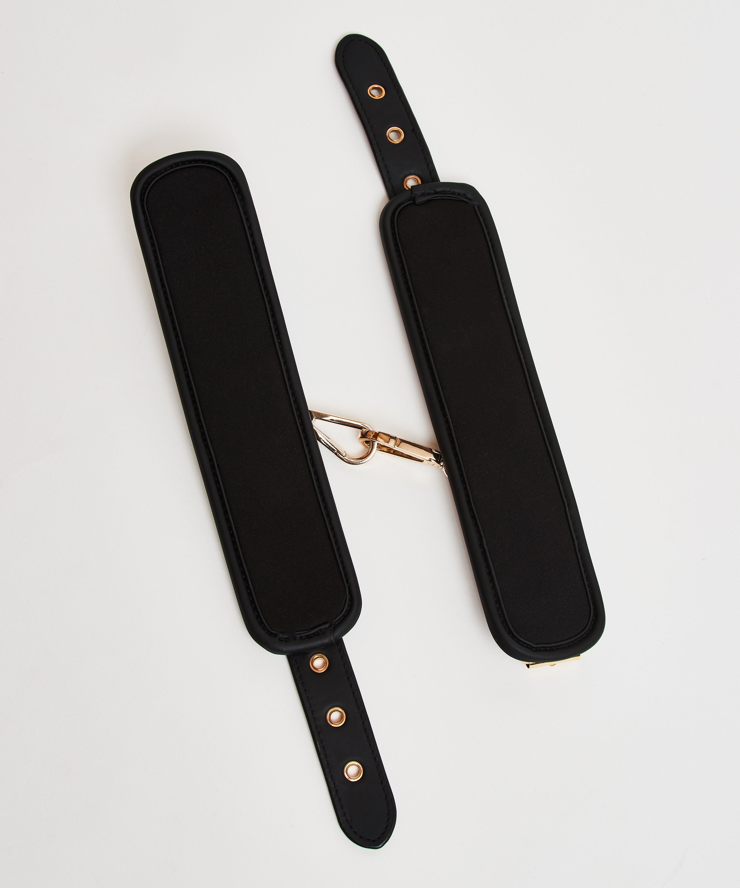 Menottes Serpent, Noir, main