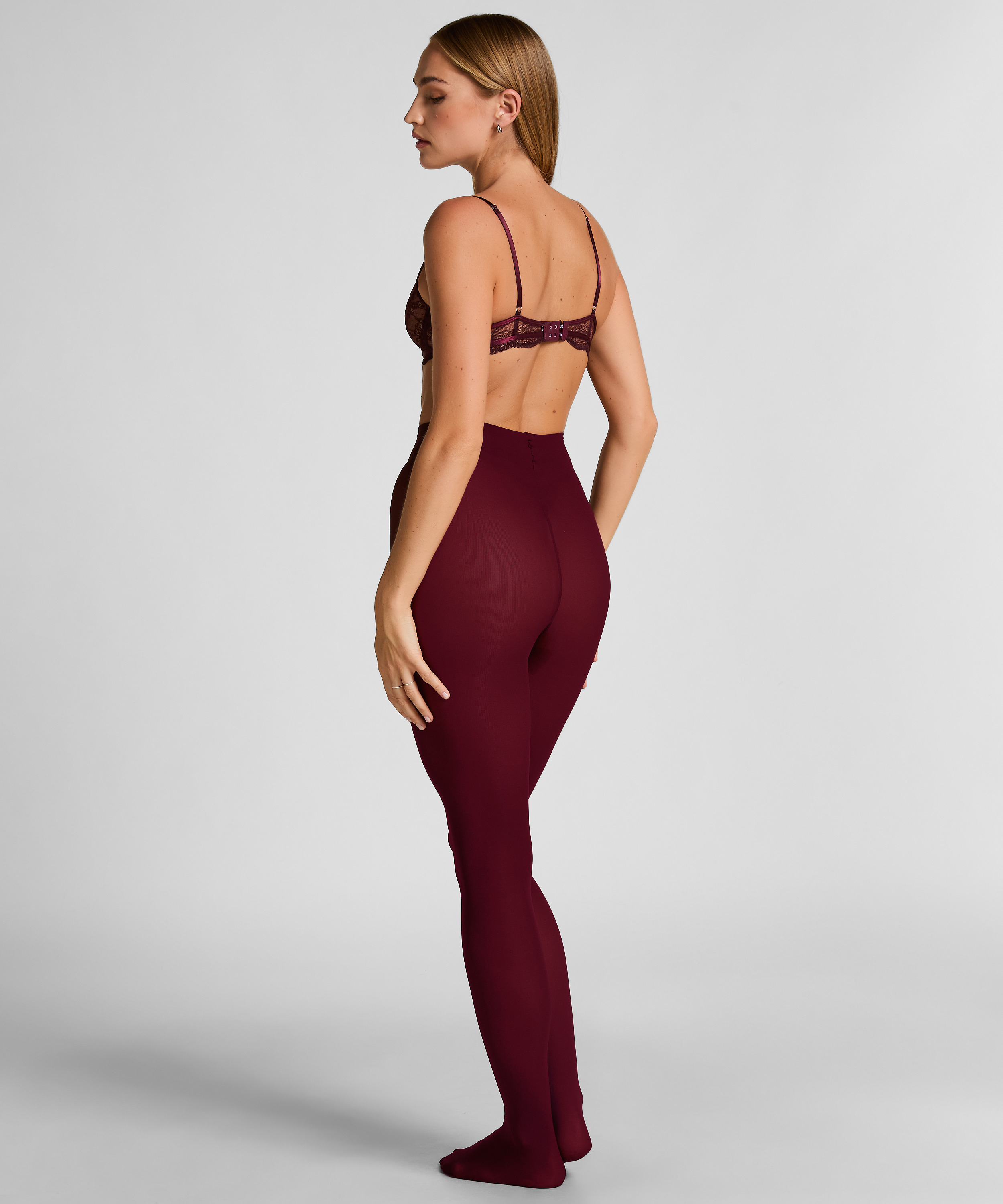 Collants 50 Deniers Toucher Velours, Pourpre, main