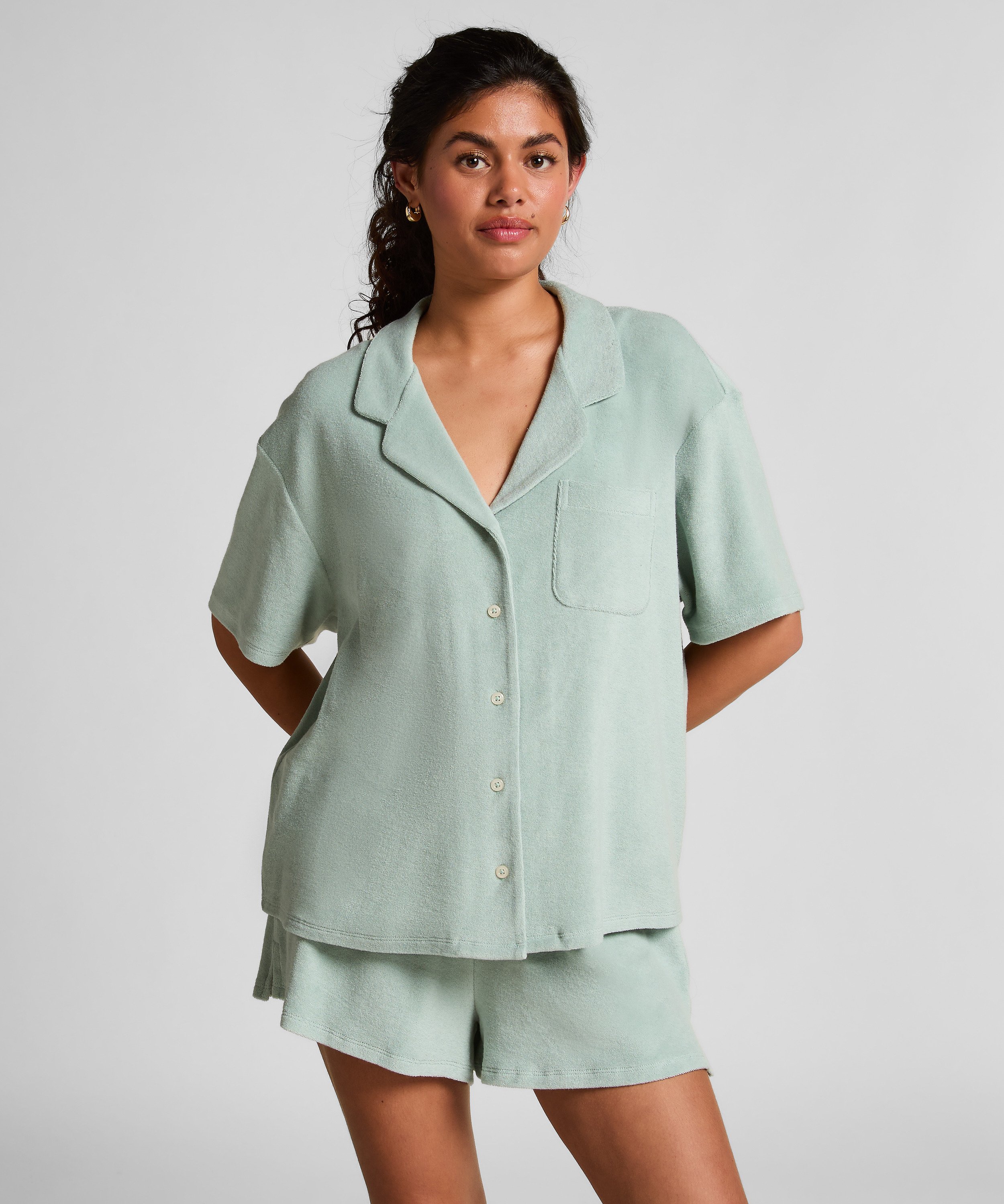 Chemise boutonn&eacute;e en tissu &eacute;ponge, Vert, main