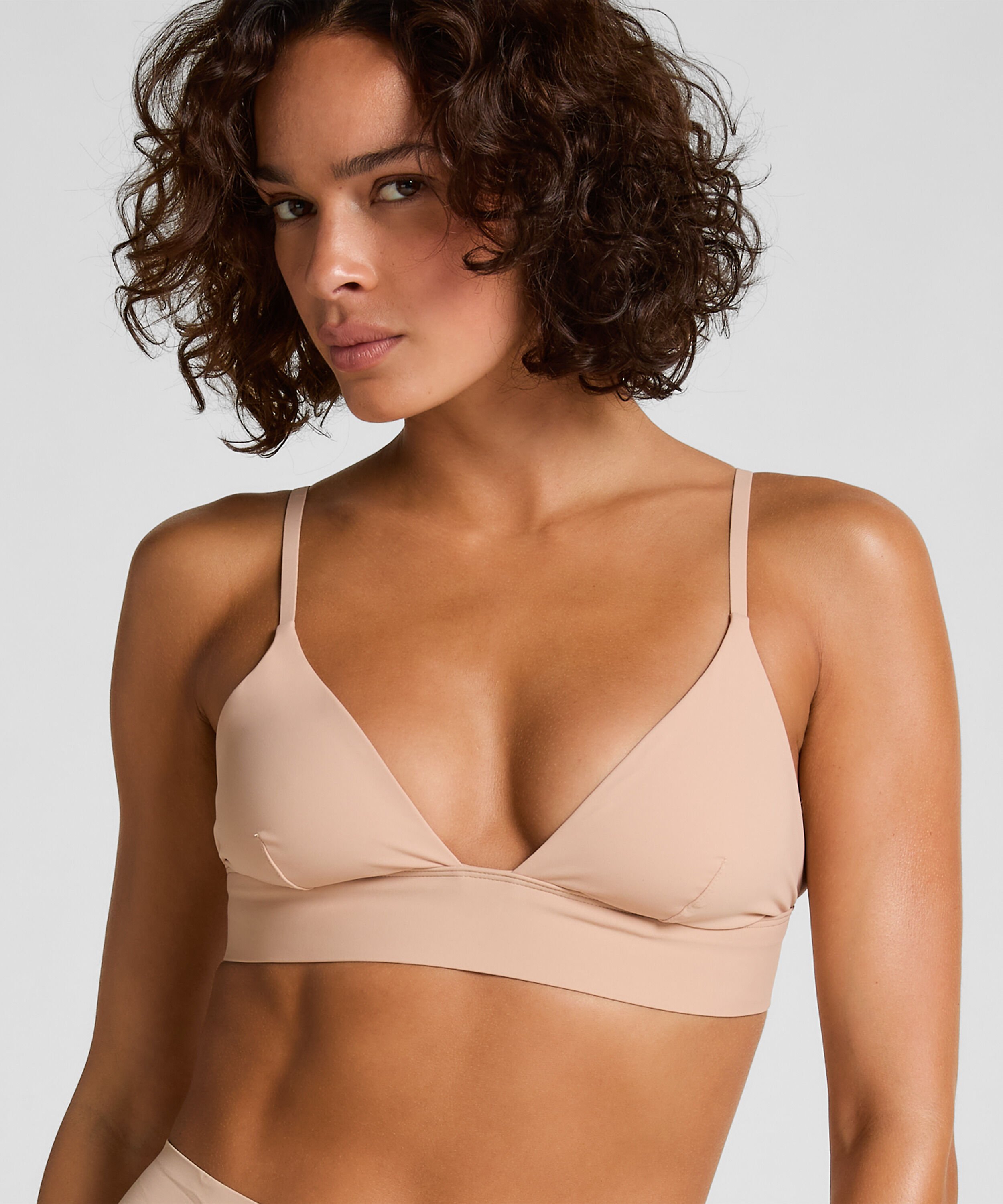 Triangle Brassi&egrave;re Smooth, Beige