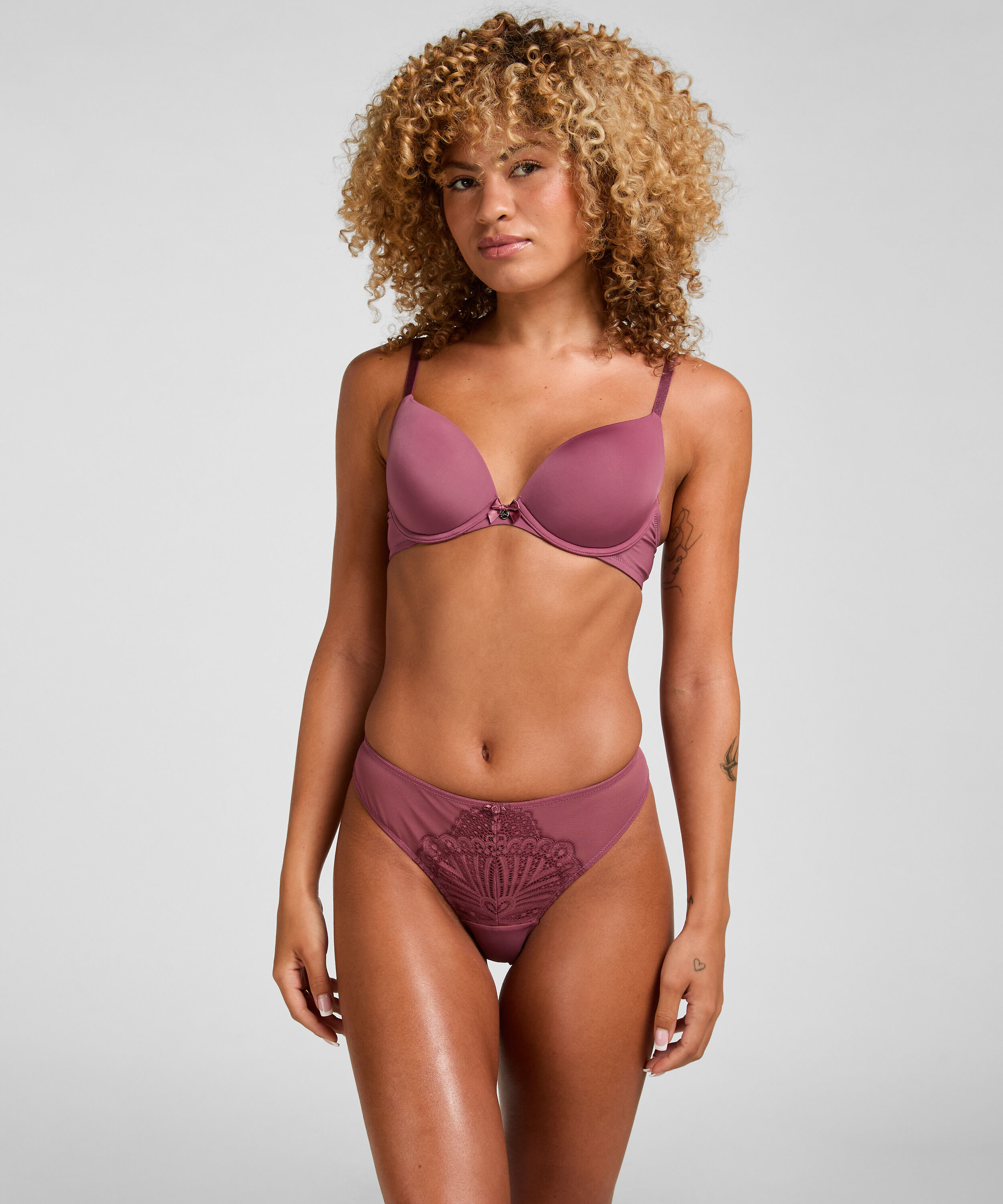 Brazilian Selena, Roze Brazilian Selena, Roze